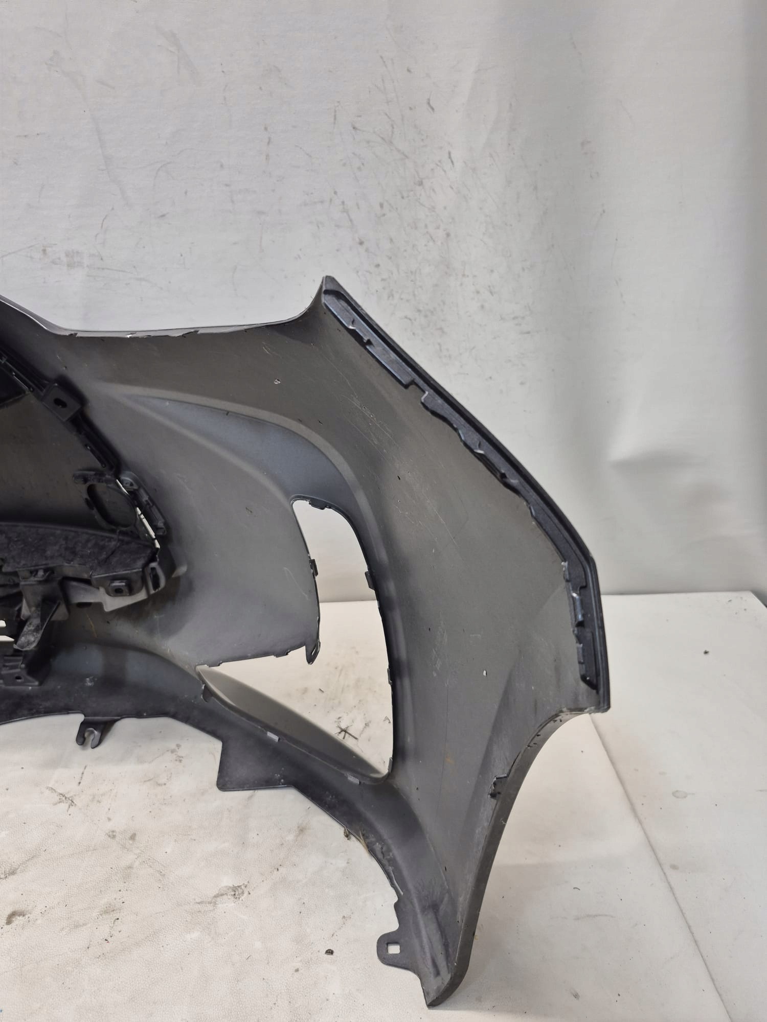 TOYOTA YARIS IV 4 20-> bumper front front