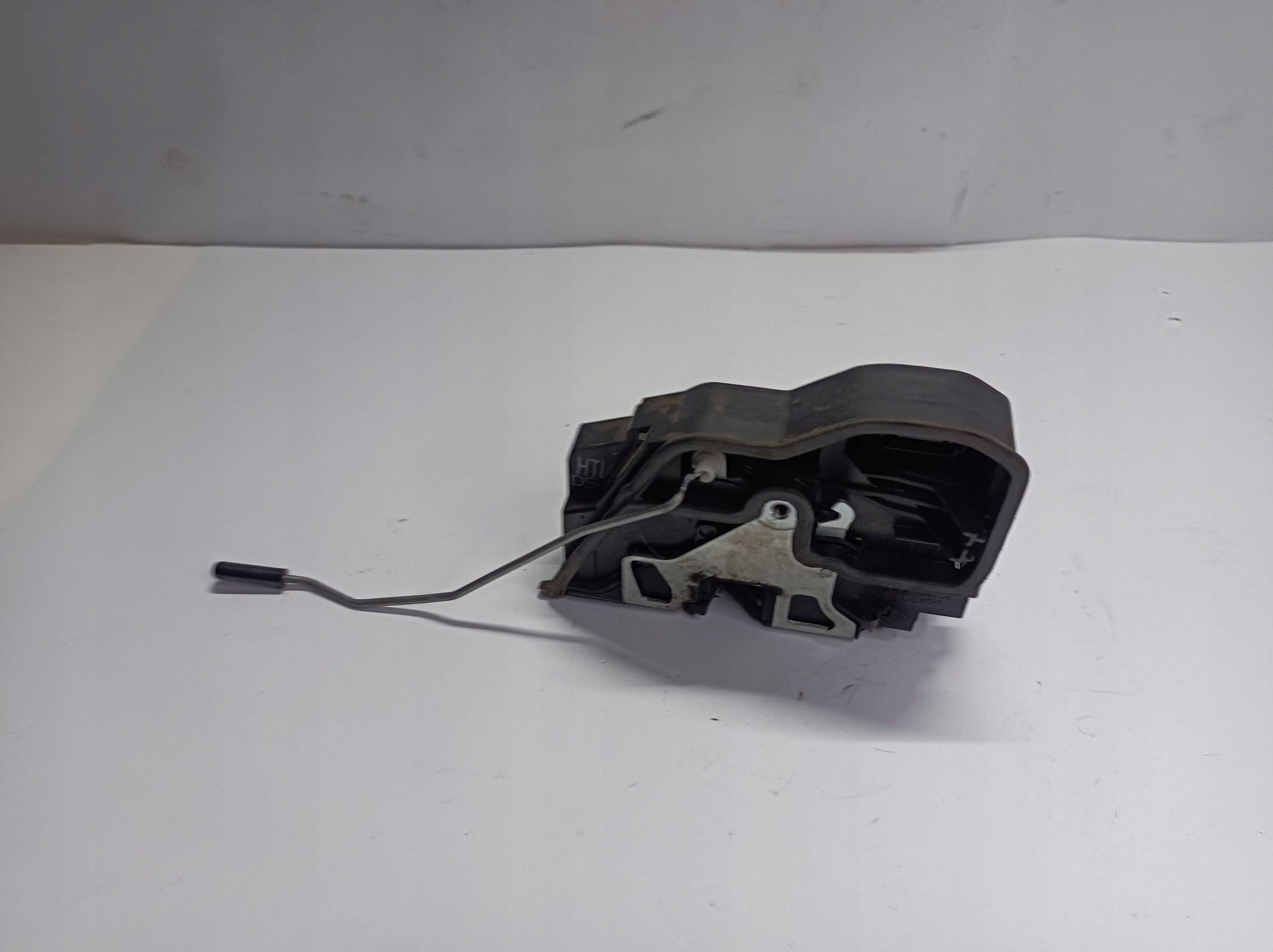 lock door tylnych BMW E81 E87 F20 E90 F30 F10 E60 F01 E83 E70 7202147