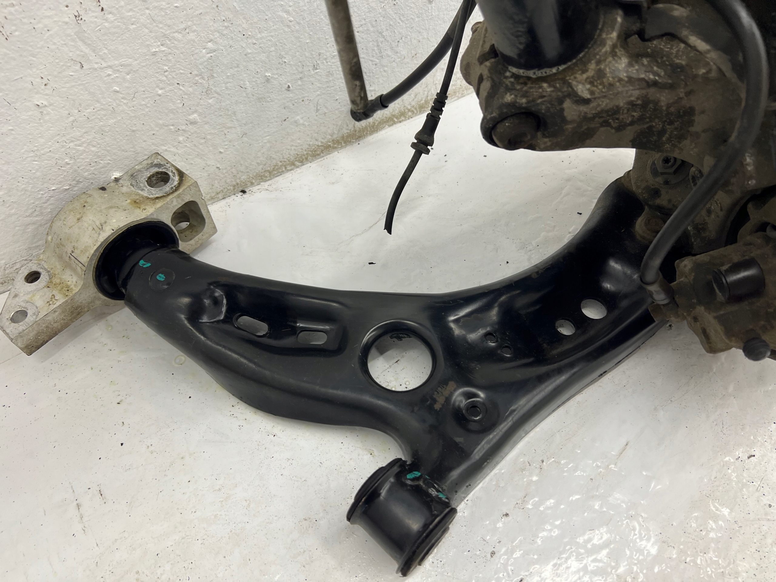 swing complete left front VW PASSAT B7 3AA 2.0 TDI 140KM