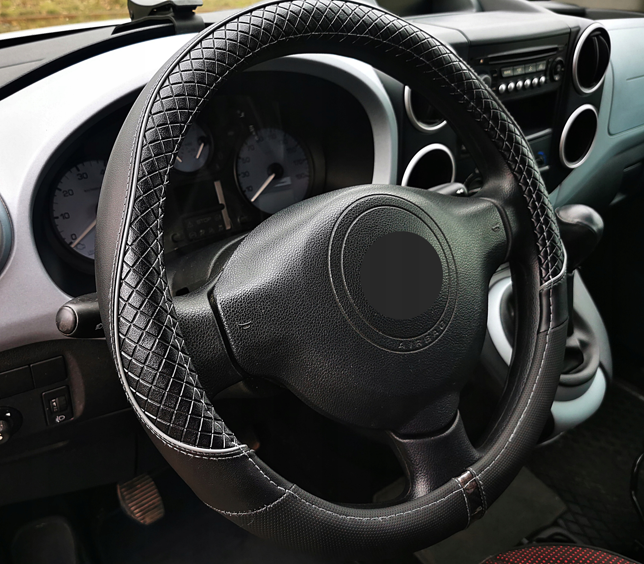 Honda Civic Jazz Accord CRV HRV FRV Pokrowiec na kierownice czarny PREMIUM EAN (GTIN) 5906109994385