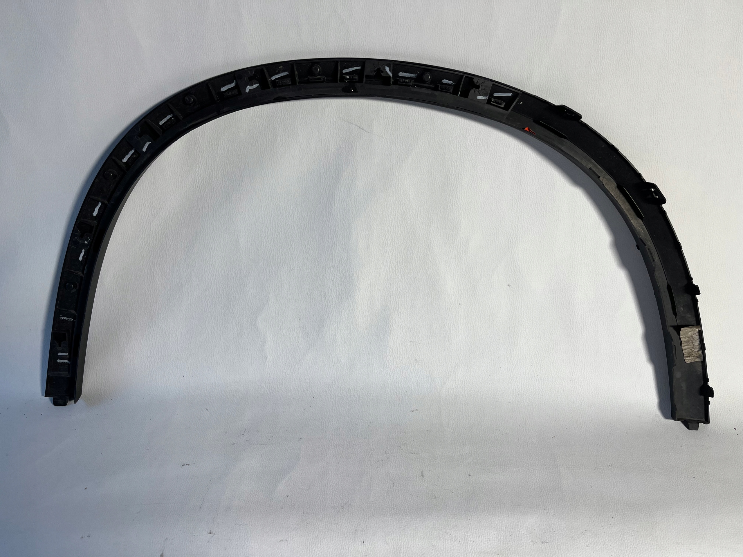 BMW X5 moulding for fender left normal NIEMALOWANA