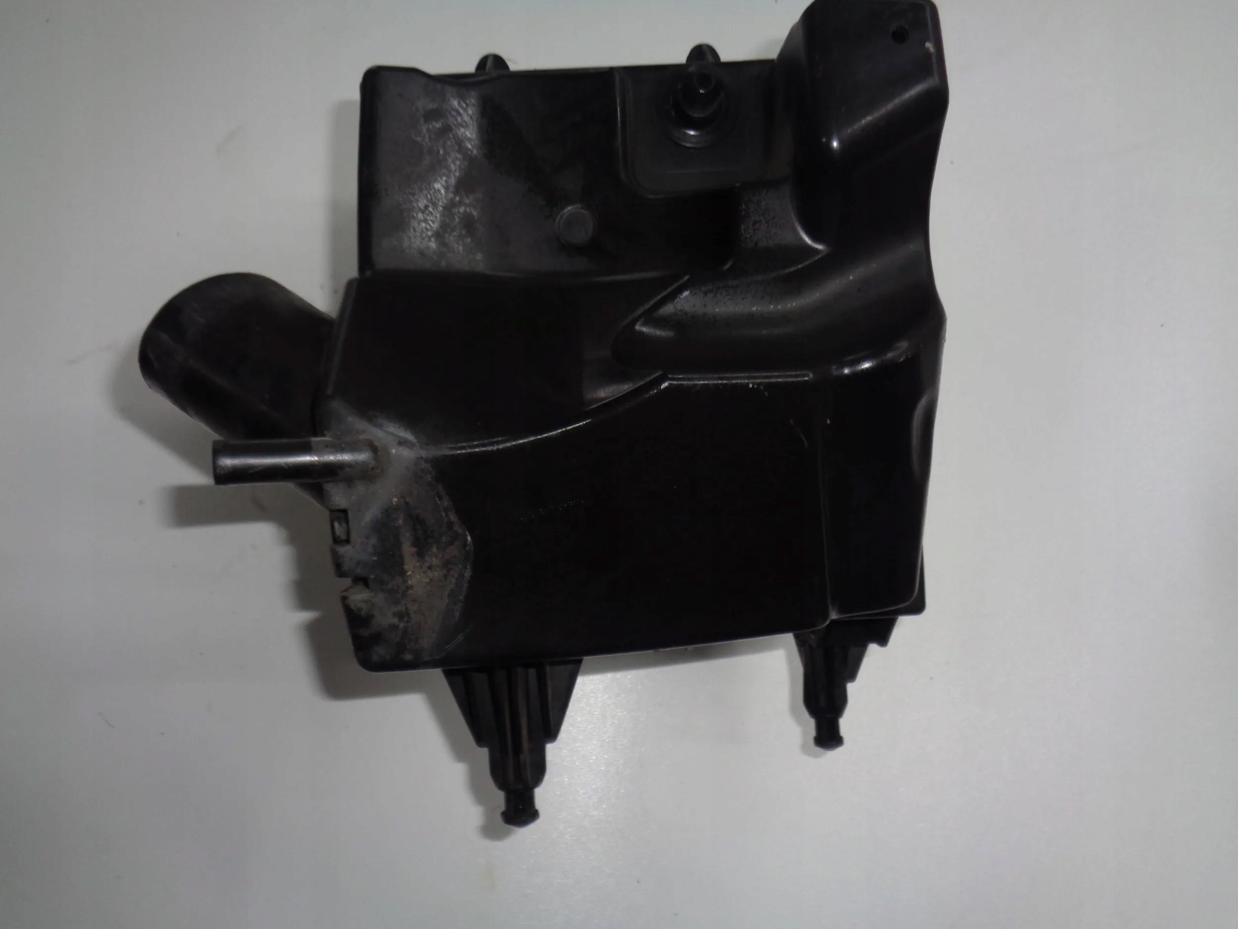 OPEL CORSA E 1.3 CDTI air filter housing 15r