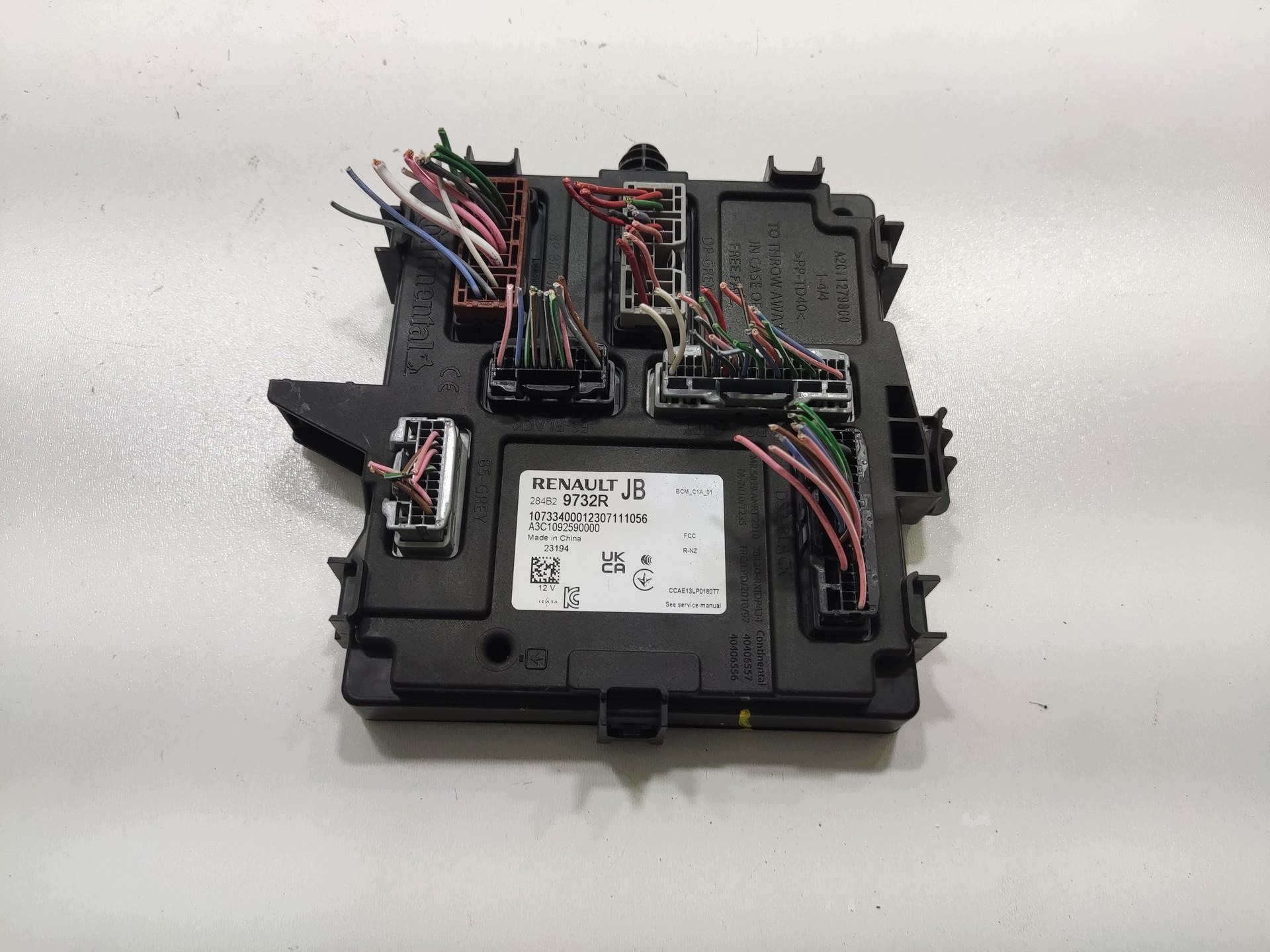 module control unit BCM DACIA SANDERO III 2021-2025 284B29732R