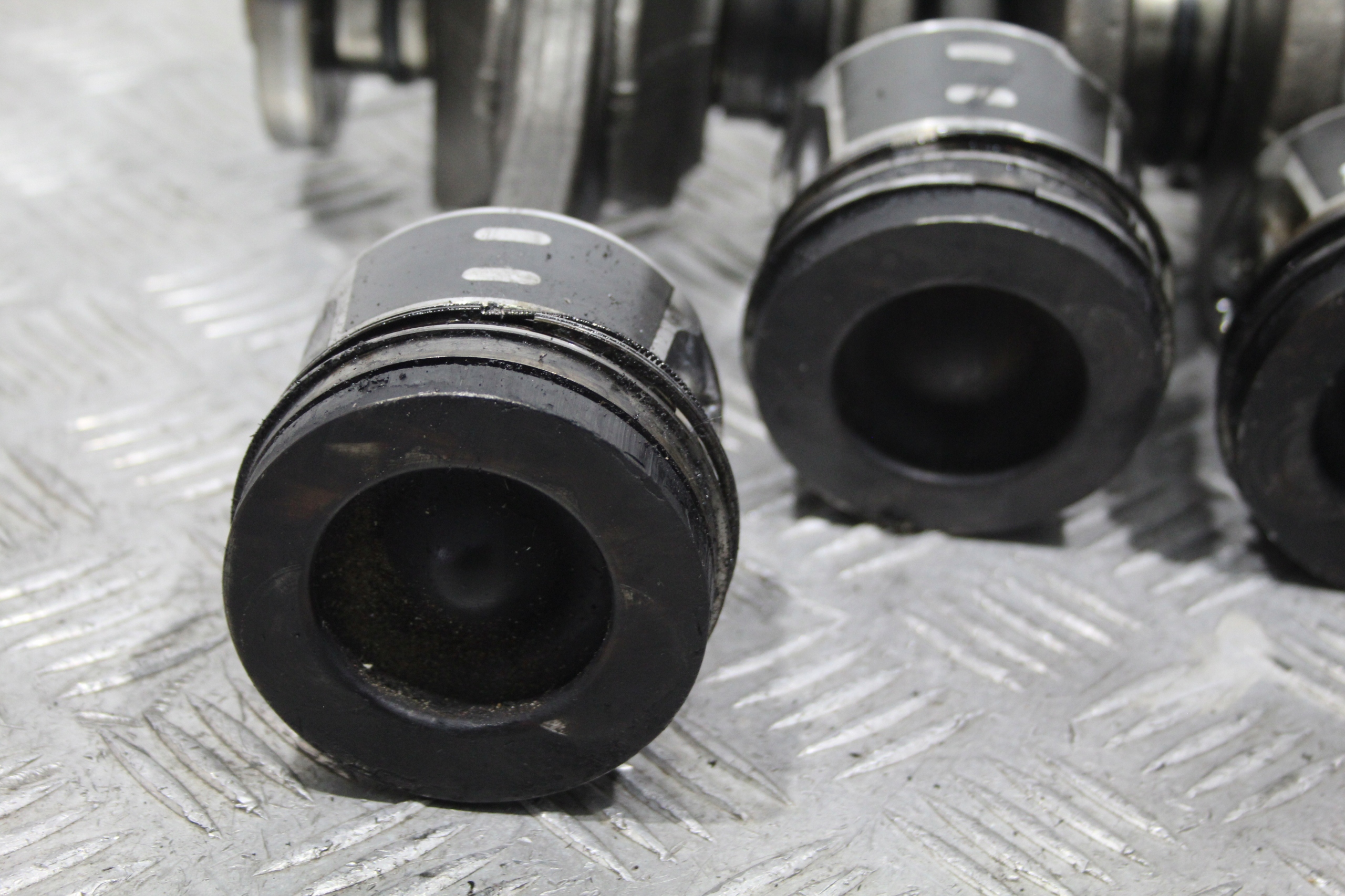 crank pistons connecting rods PARTNER II 2 LIFT