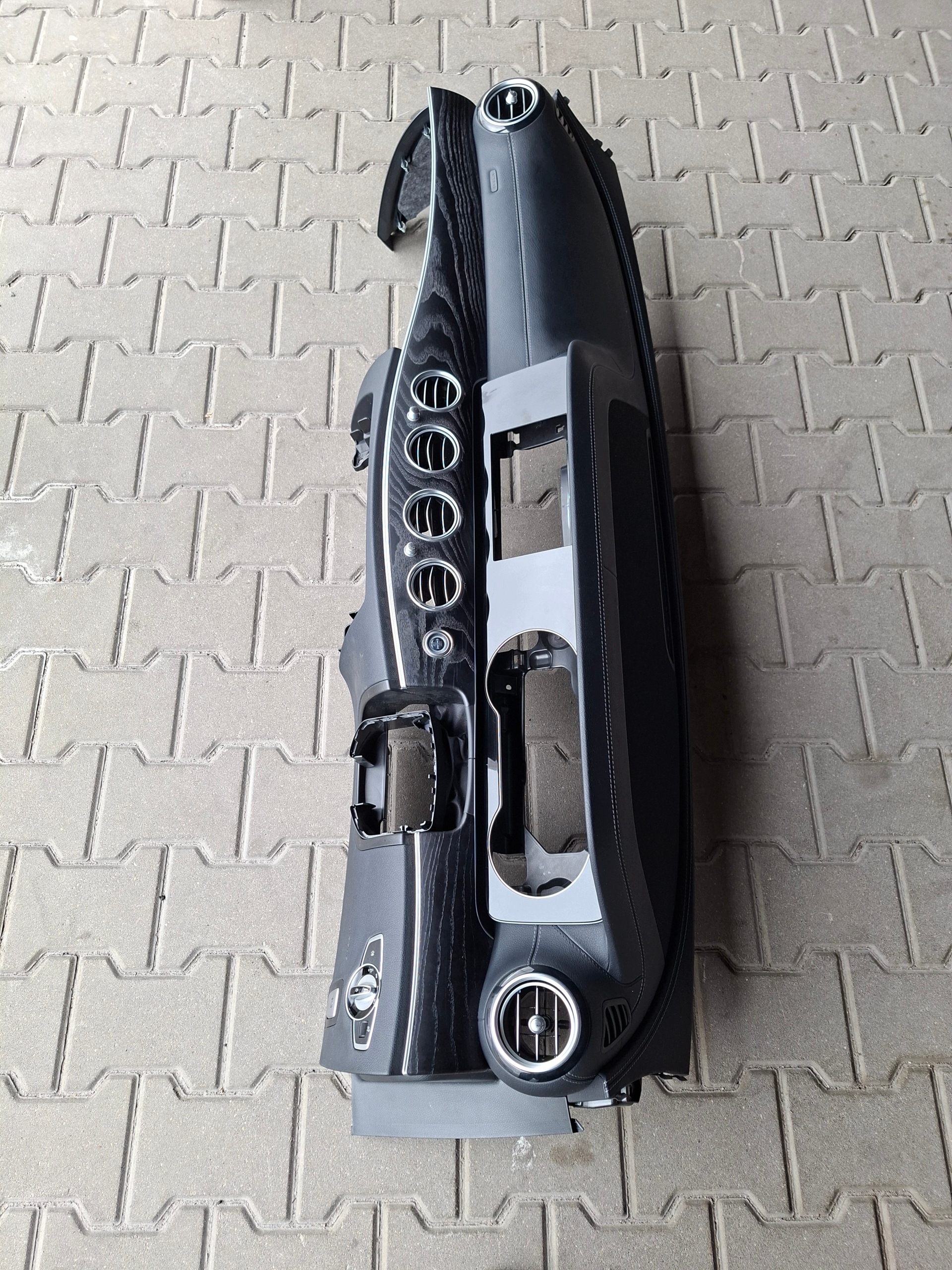 dashboard console cockpit DASHBOARD UK ANGLIK MERCEDES E W213 S213 AMG black