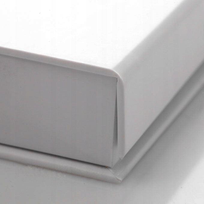 Białe pudełko na pendrive drewniany ślub chrzest komunia Model casebox-2 mały