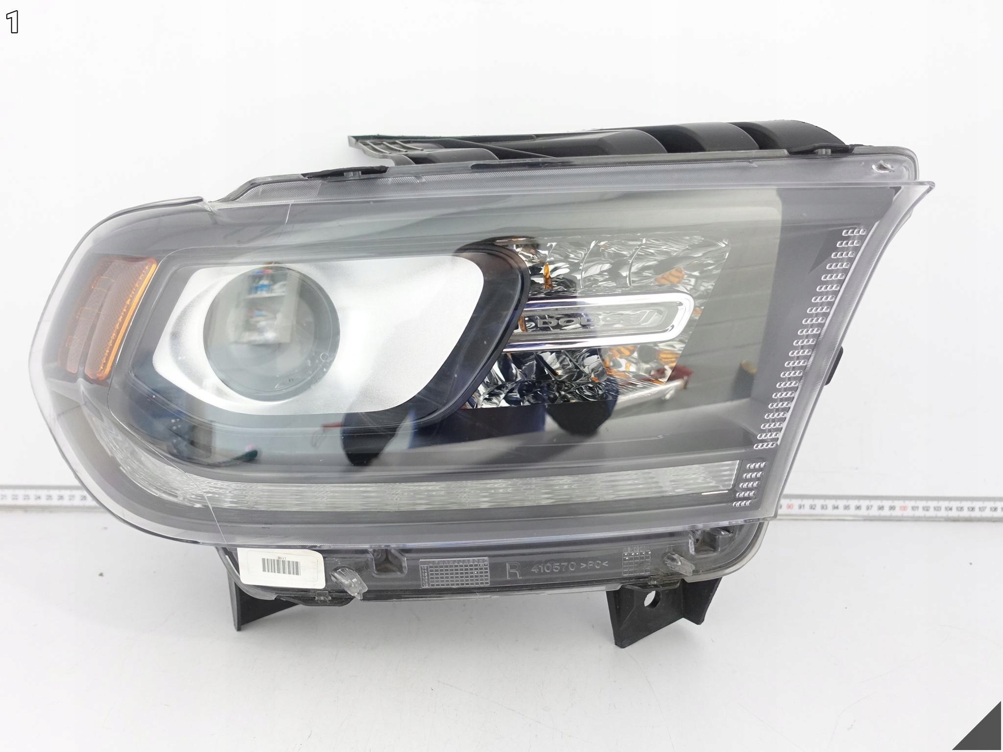 DODGE DURANGO III 3 LIFT 17-20 light XENON + LED right front EU CIEMNA