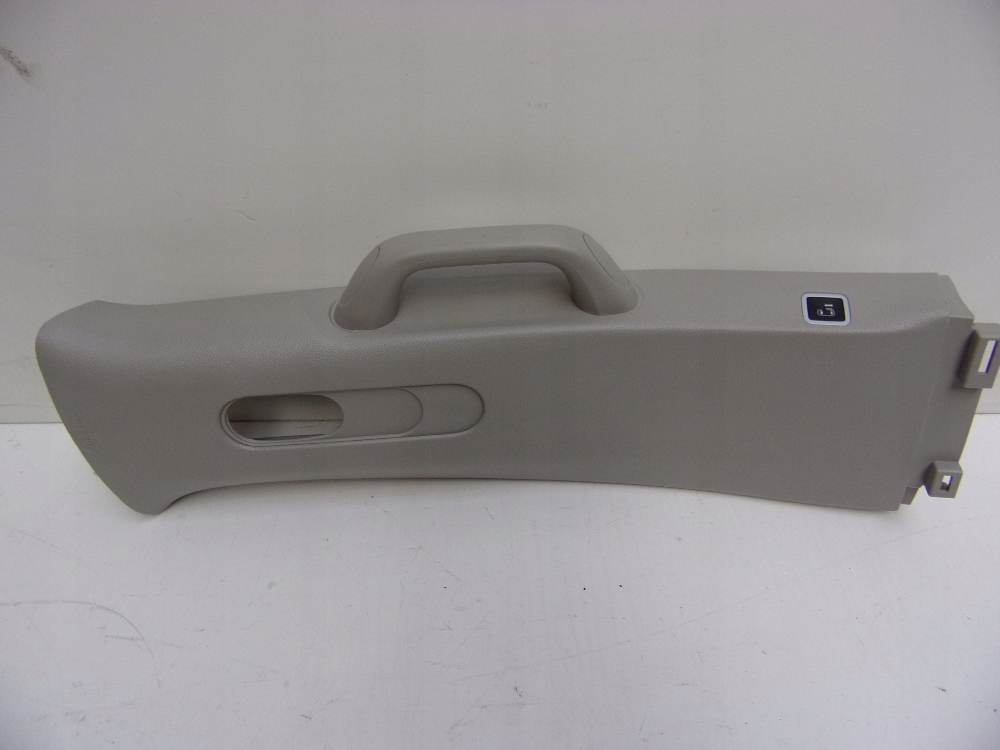 6EK221D2AF - CHRYSLER PACIFICA 16-ПРАВАЯ КРЫШКА СТОЛБА