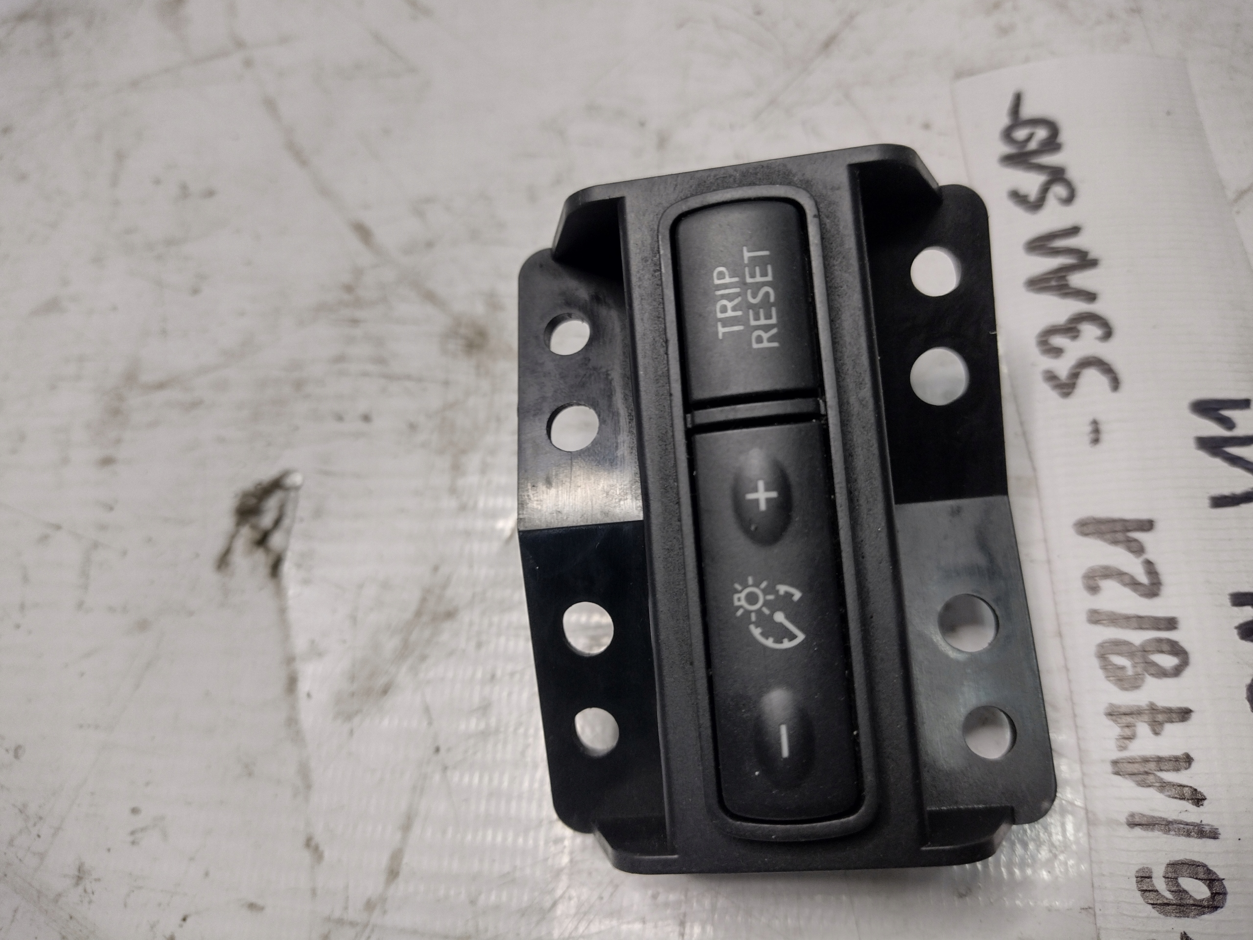 switch tempomatu Nissan Qashqai J11