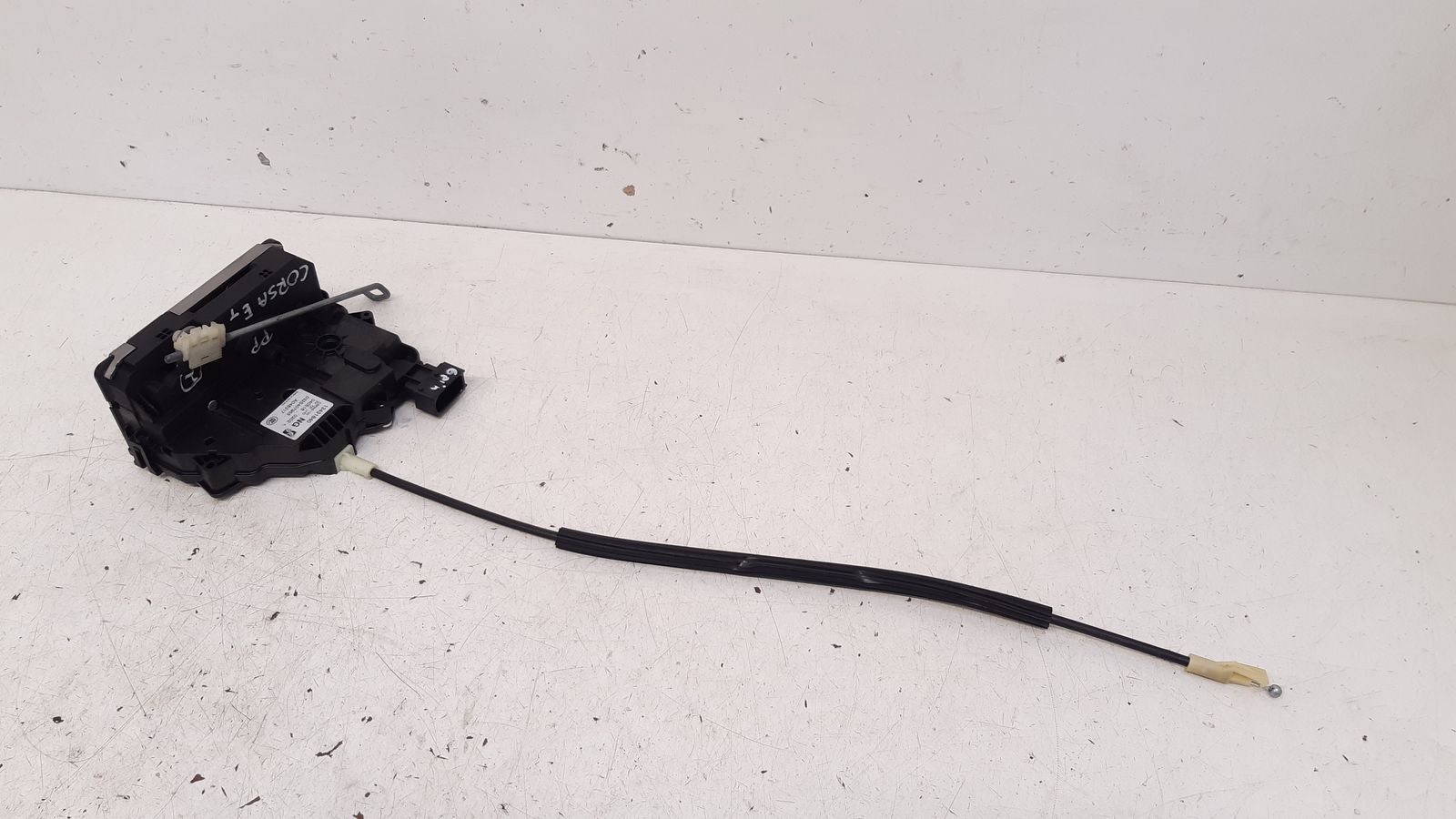 lock door front front right Opel Corsa E 1,4