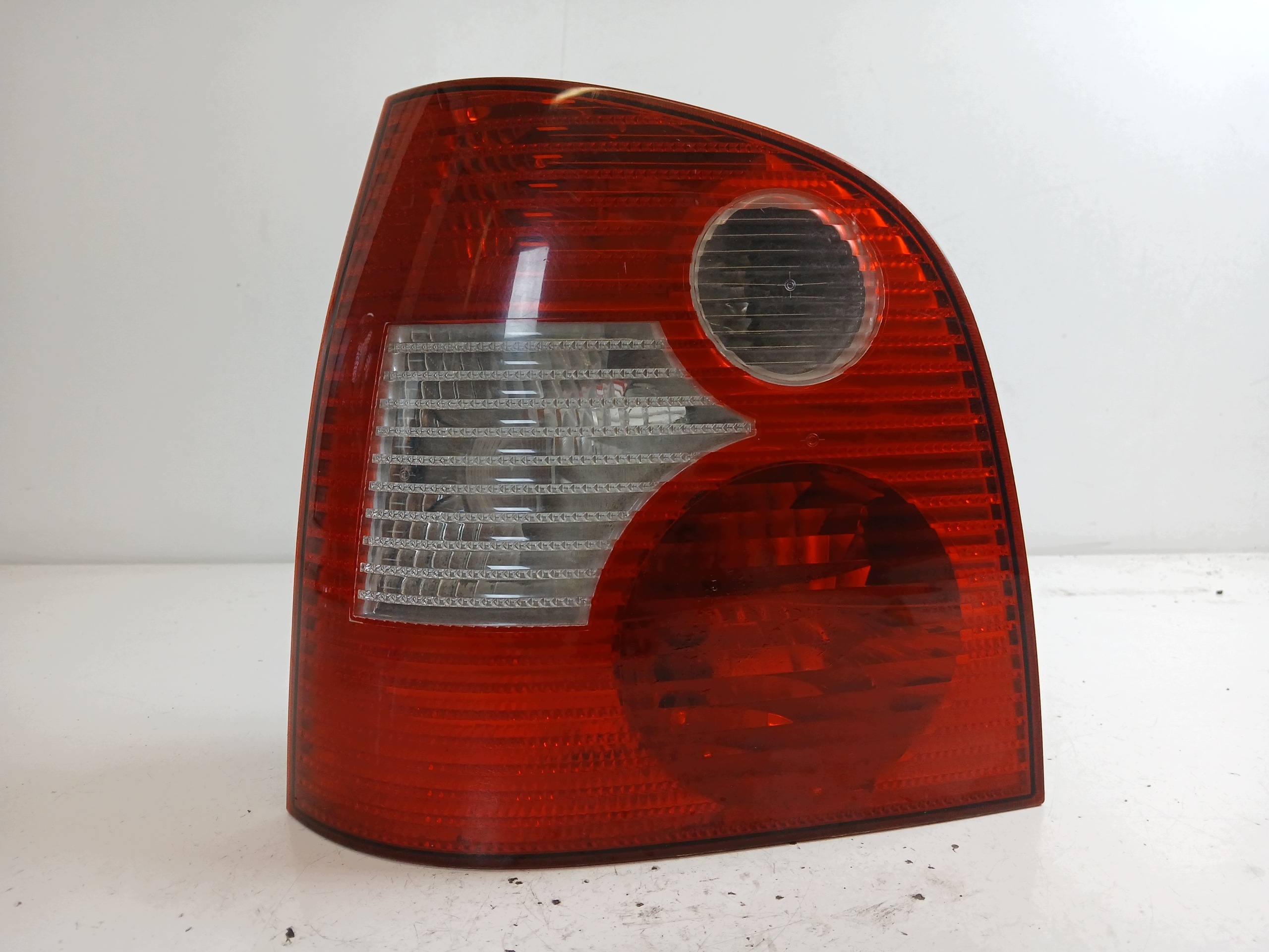 VW POLO 9N light left rear part