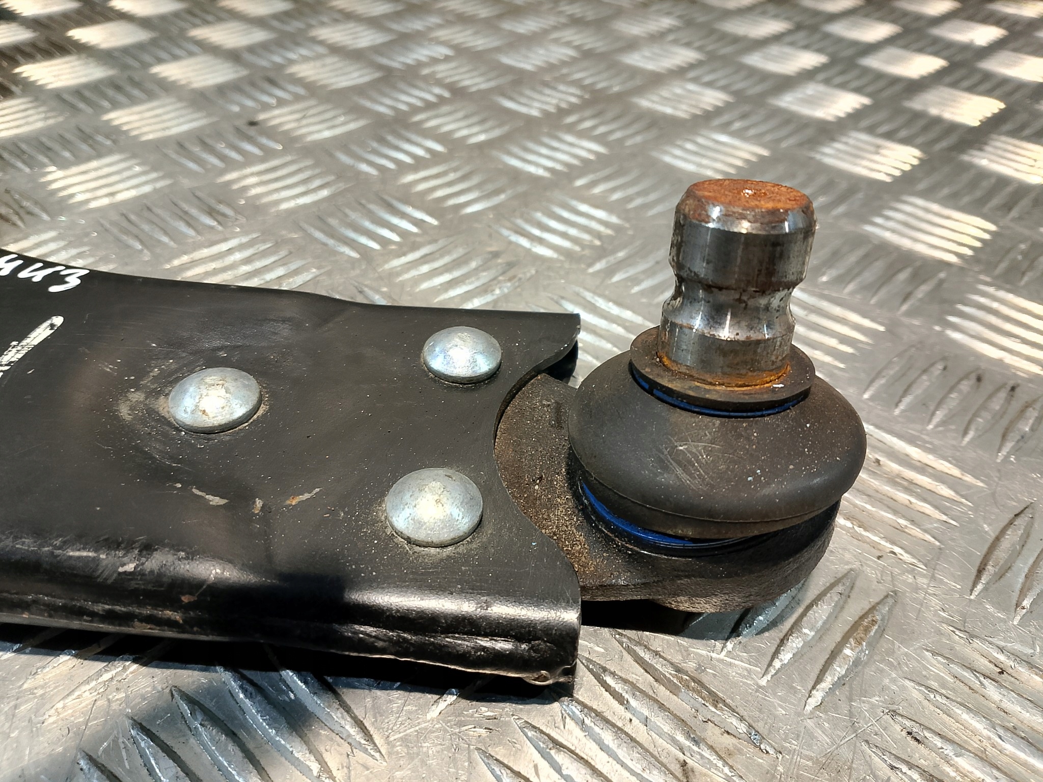 arm left front left front FORD FOCUS MK3 1.6 TDCI DELPHI AK40J TC2674