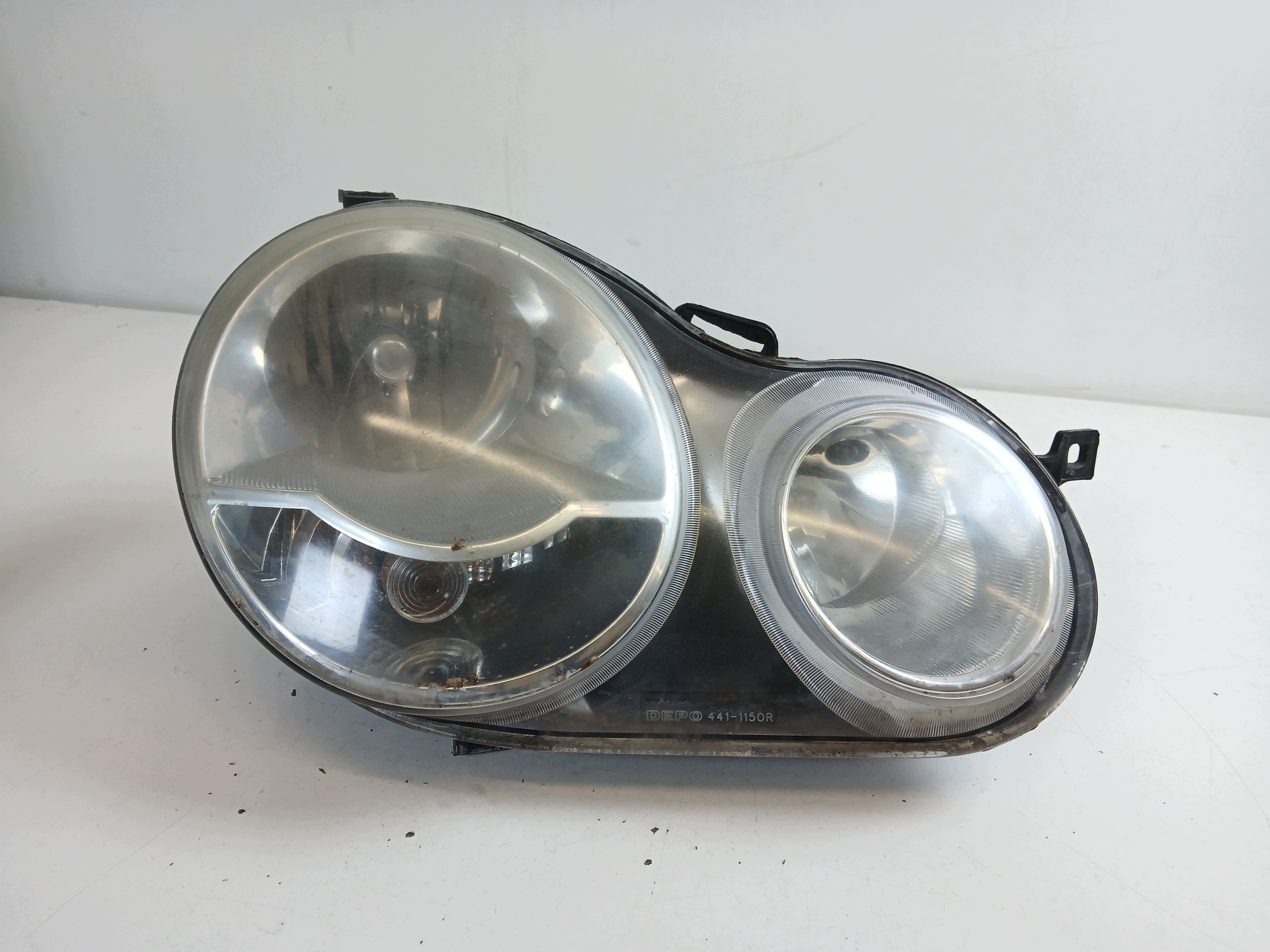 VW POLO 9N light right front