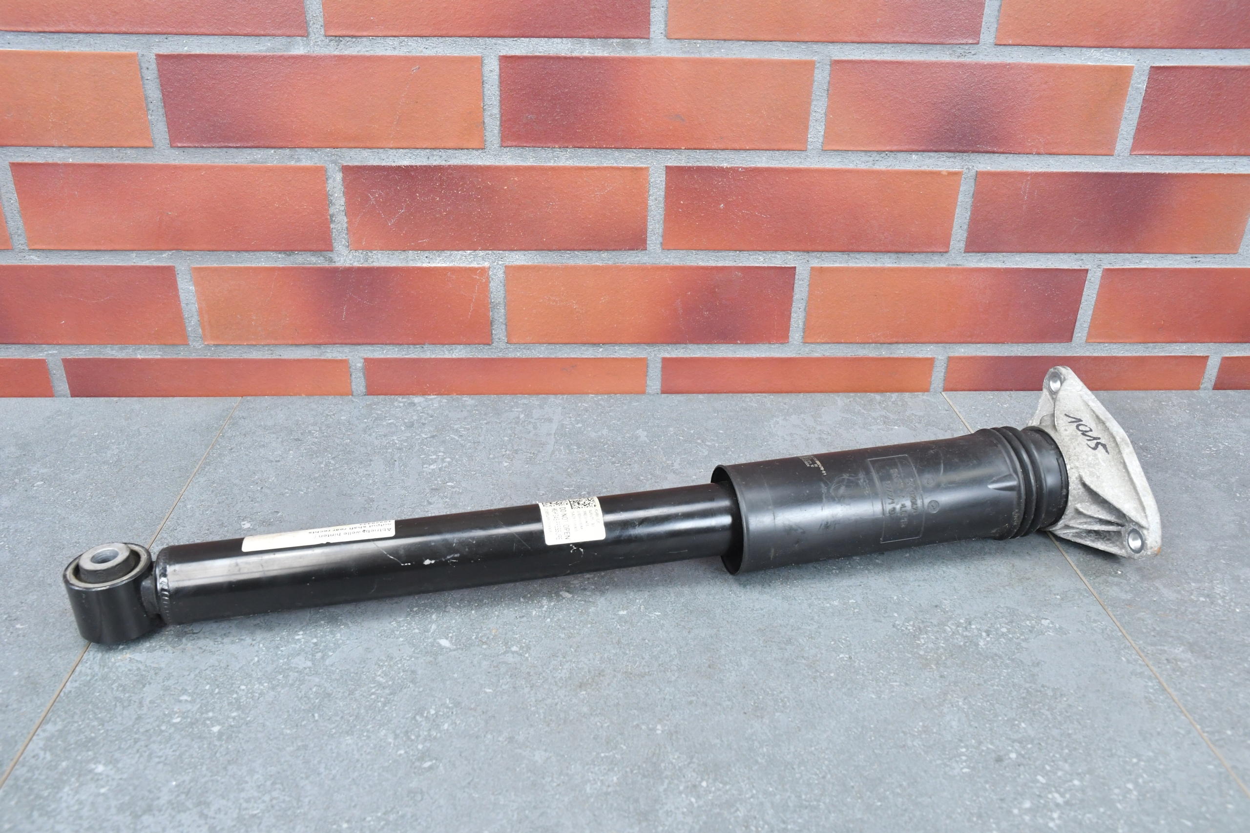 shock absorber right left rear part rear BMW X2 U10 35iX 5A2FD90 34588km