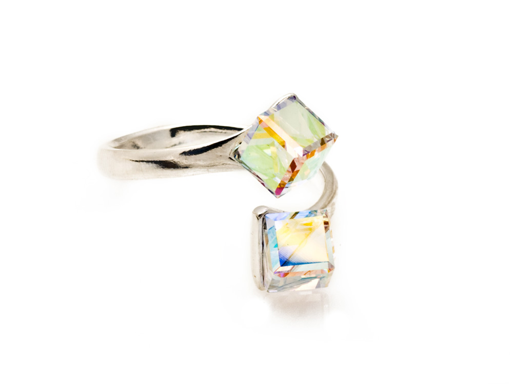 Pierścionek srebrny Ag 925 Swarovski mieniące kostki AB regulowany Engelke Próba srebra 925