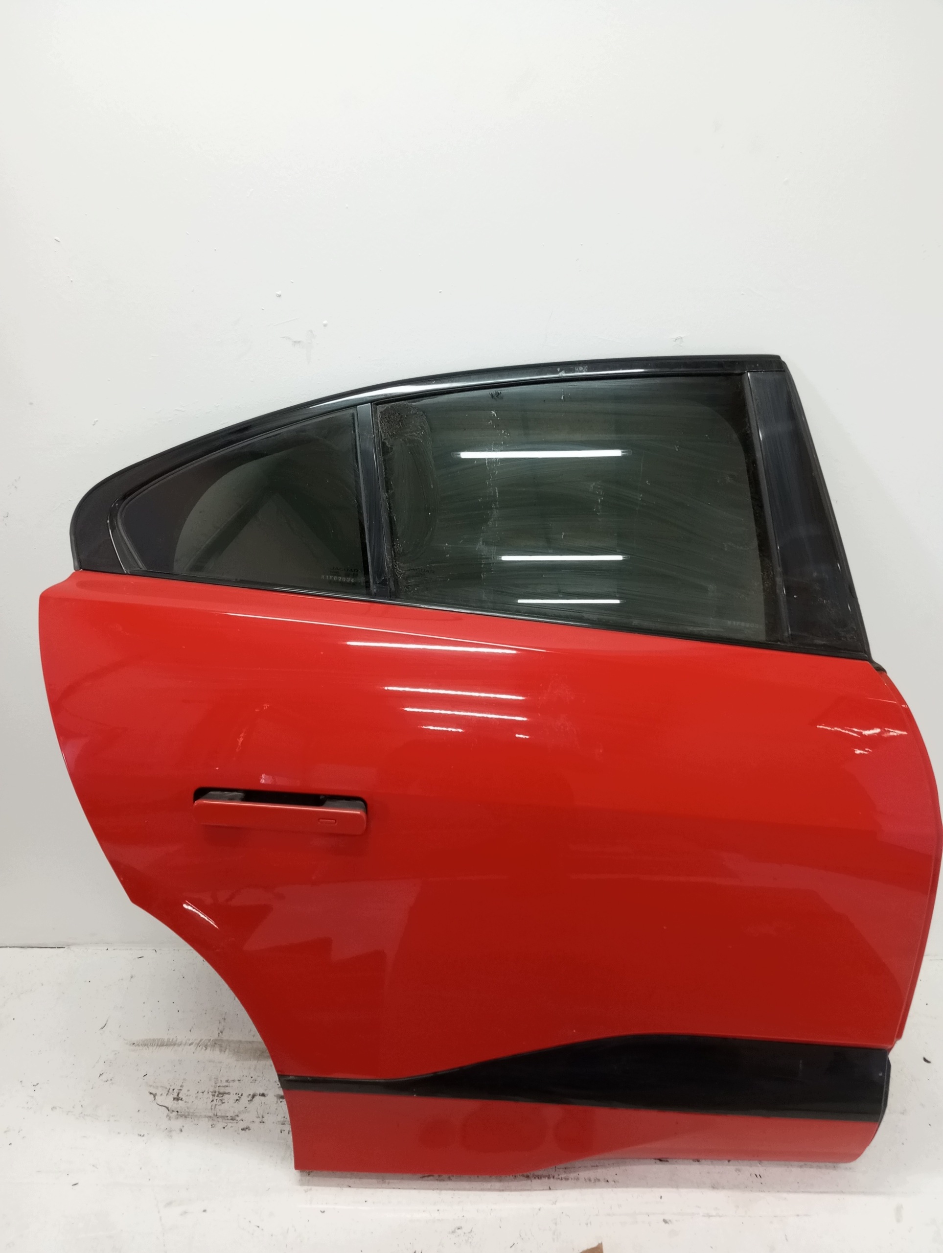 door right rear. JAGUAR and PACE 17r PHOTON RED CCB
