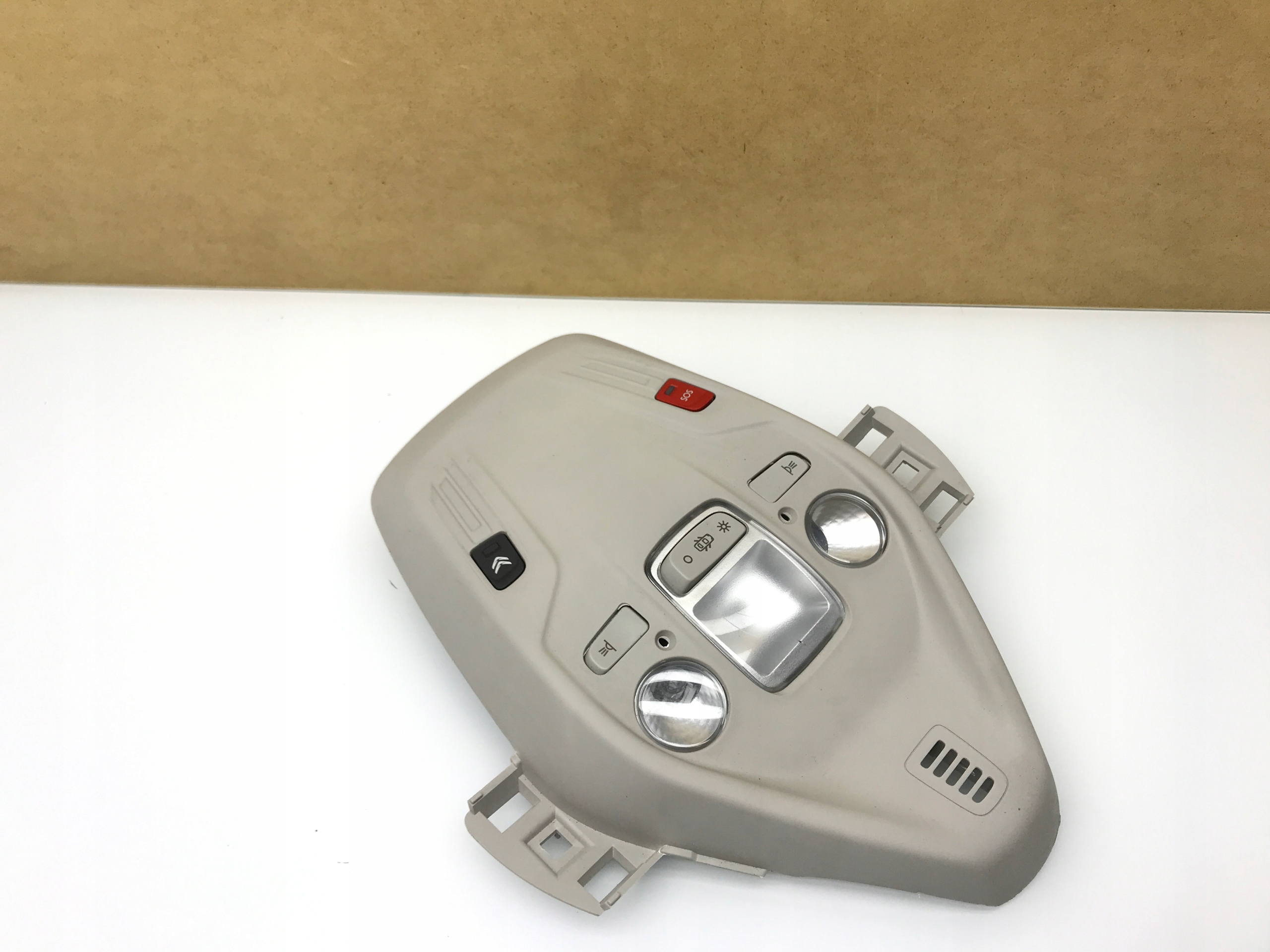 96887290BJ 9678124177 - C4 PICASSO II LIFT lapka стельове освітлення