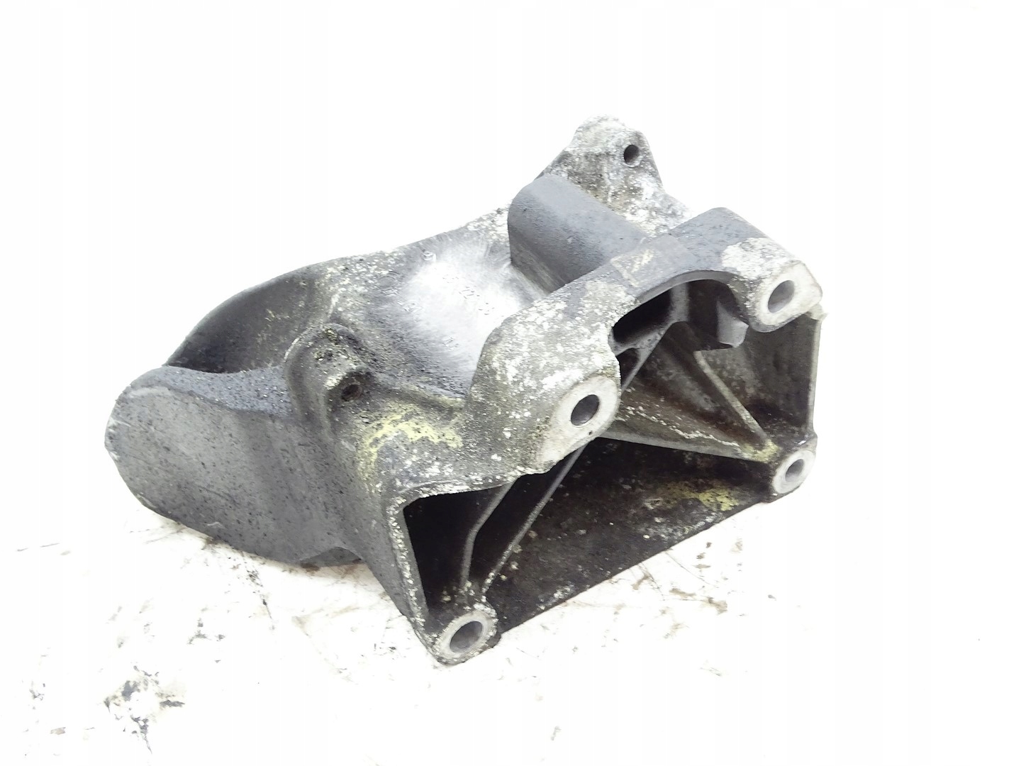 holder engine mount ML166 GLE A6512233804 2.2