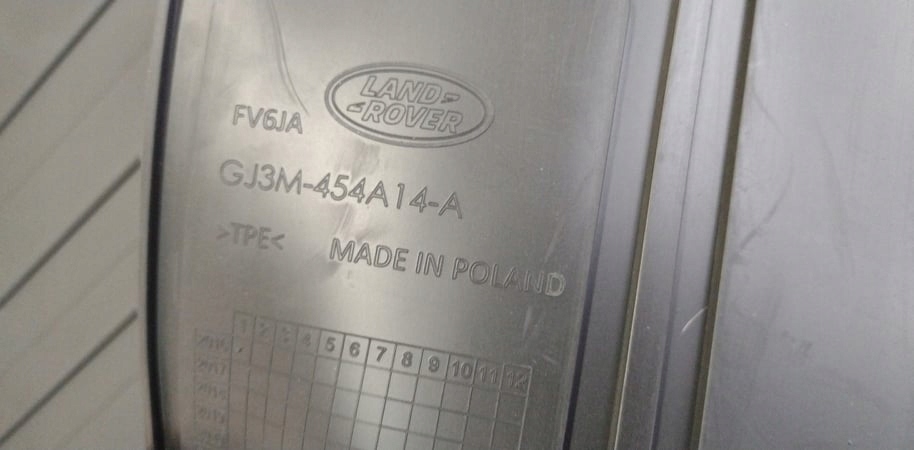 WYKŁADZINA MATA BAGAŻNIKA EVOQUE CABRIO VPLVS034 Producent Land Rover OE