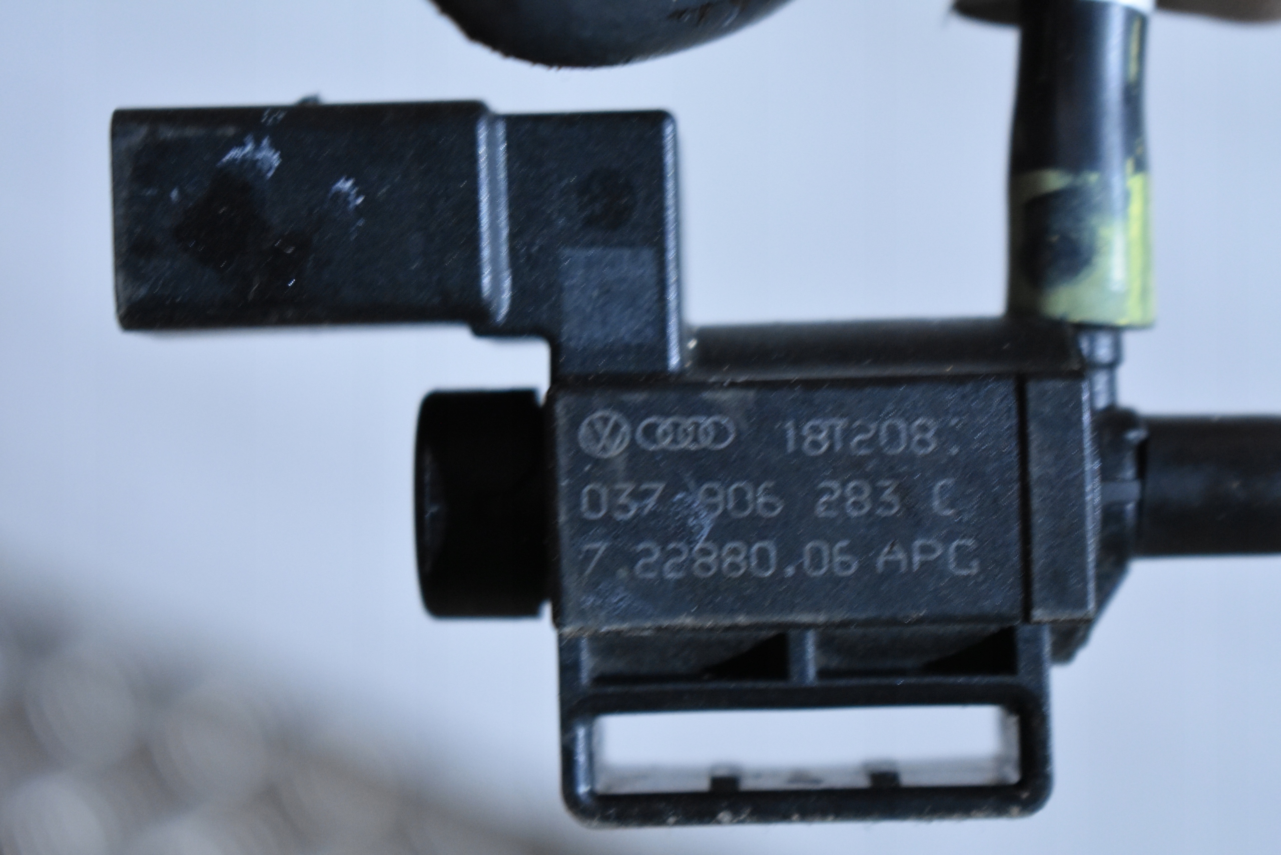 IDEALNY SENSOR SCHLÄUCHE UNTERDRUCK PORSCHE AUDI 1