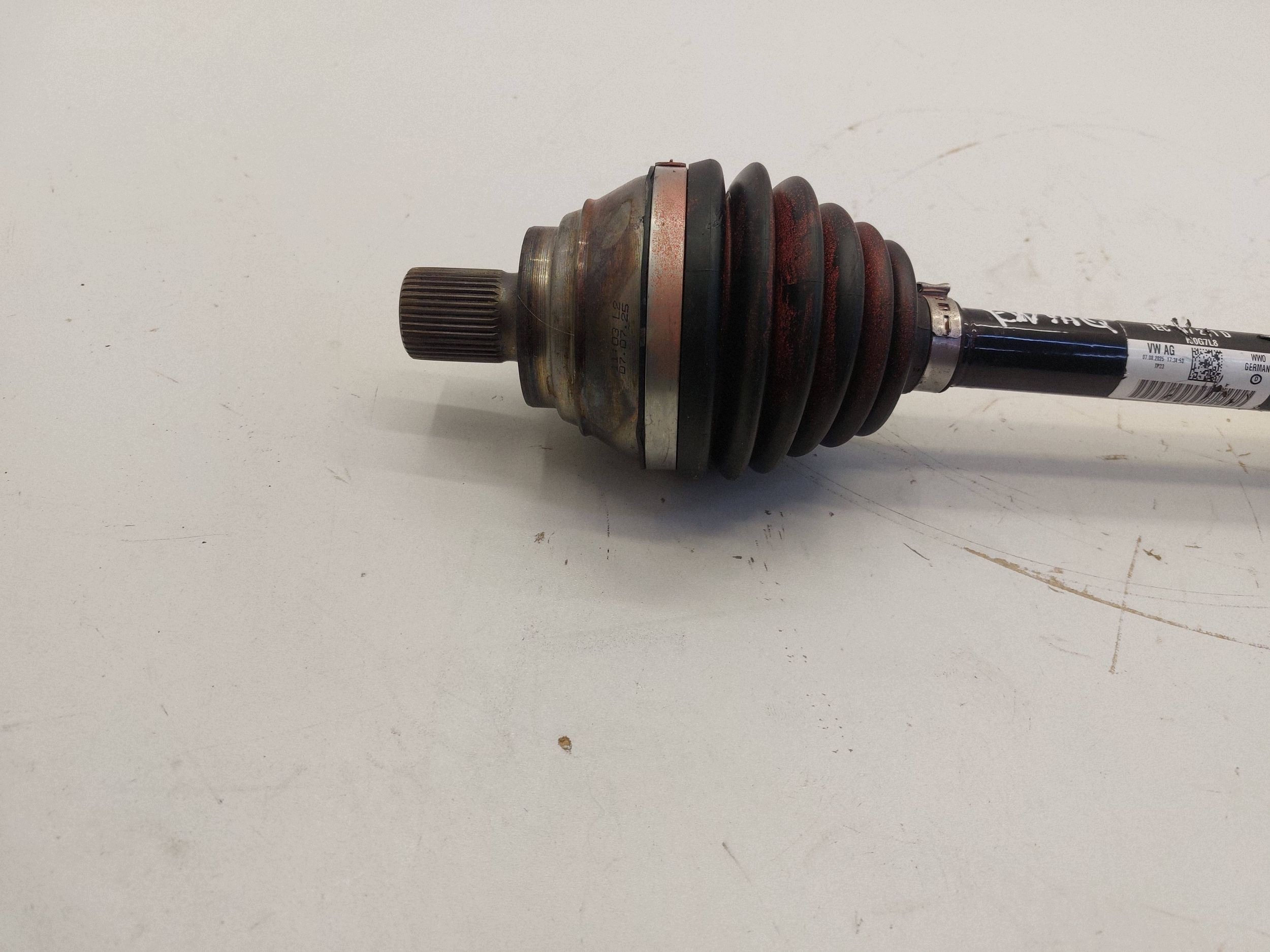 SKODA ENYAQ IV 25r ELEKTRYK semi-axis left left front front 1EC407271D