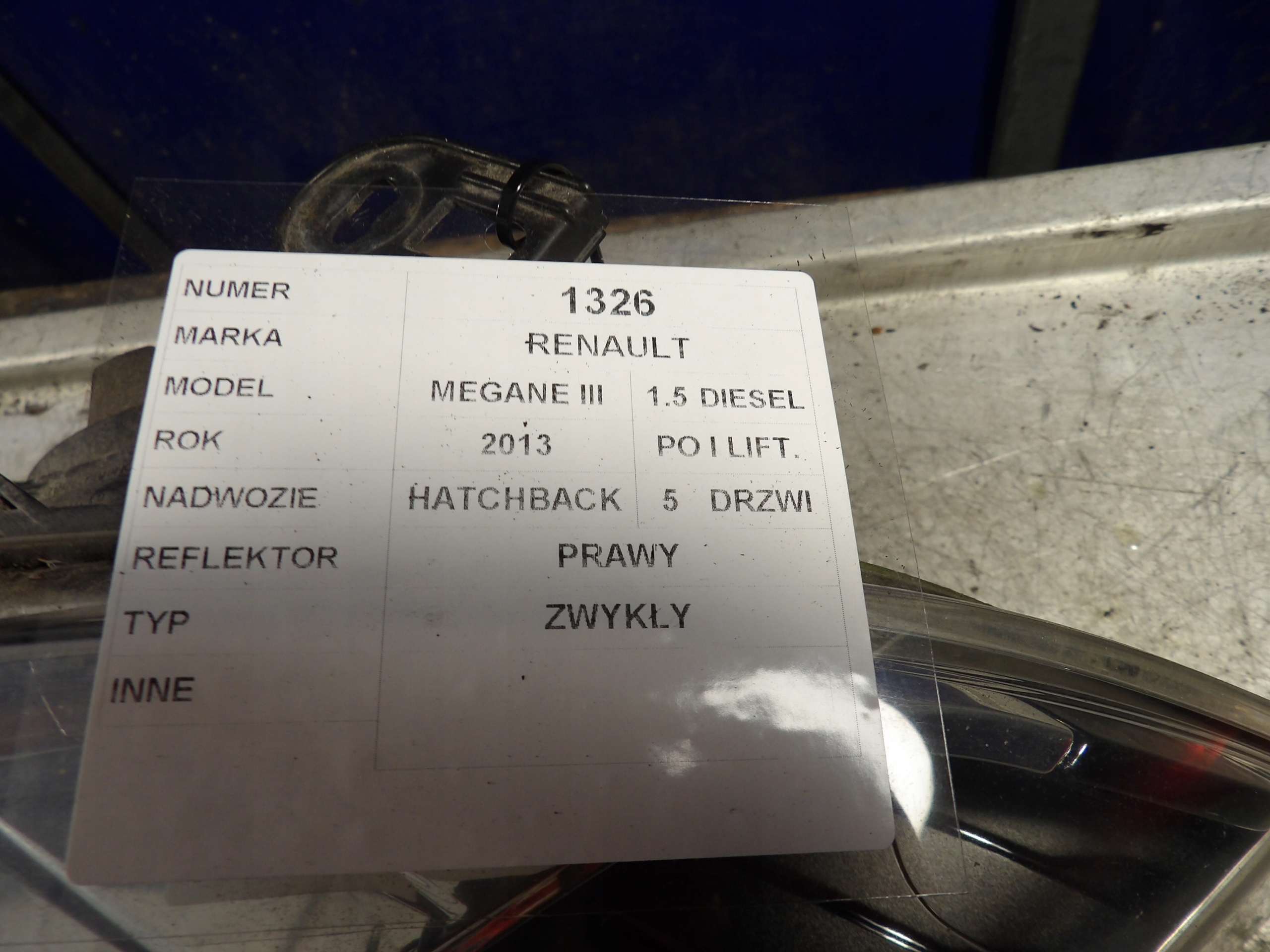 Renault Megane III light front right 1,5D 260105680R 130702410900