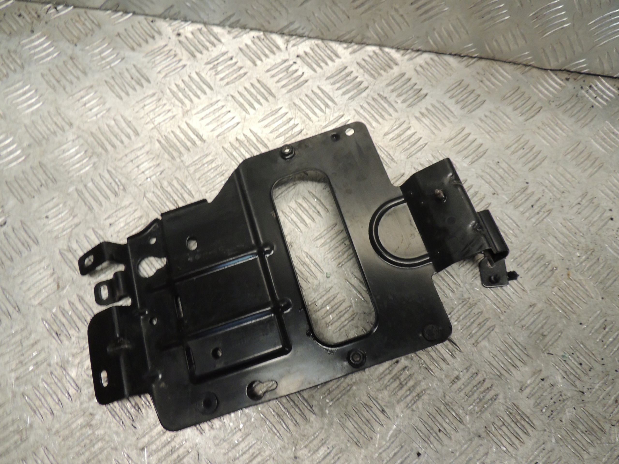 TRANSIT CUSTOM КРОНШТЕЙН КРЕПЛЕНИЕ GK21-12A692-AC