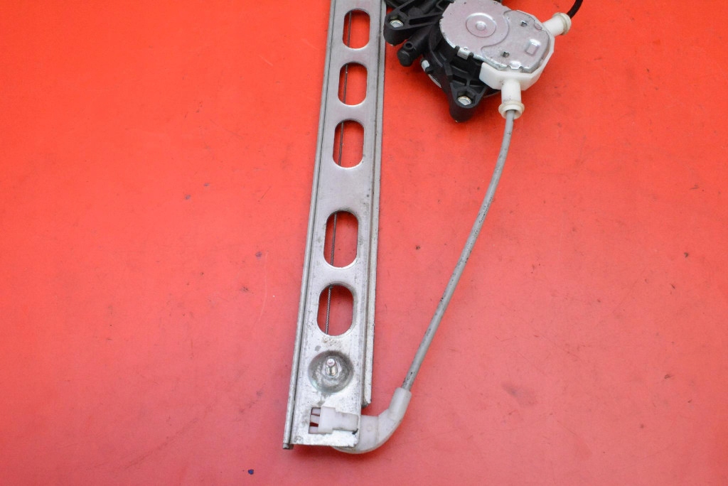 window regulator left front EU 83460-58J10 SUZUKI SWIFT 5 V MK7 5D HB 10-15