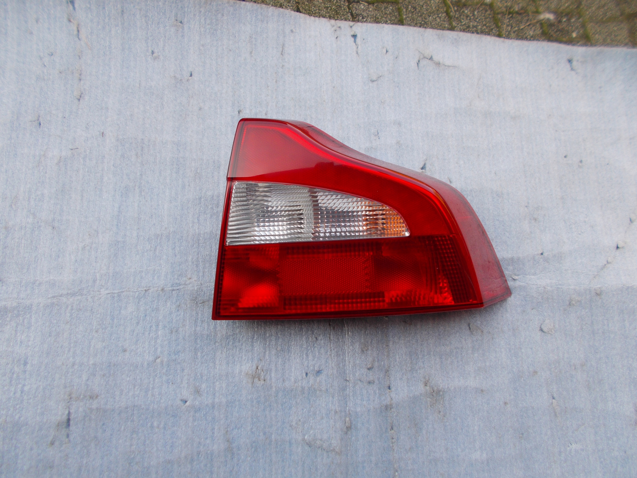 volvo S80 (правый)