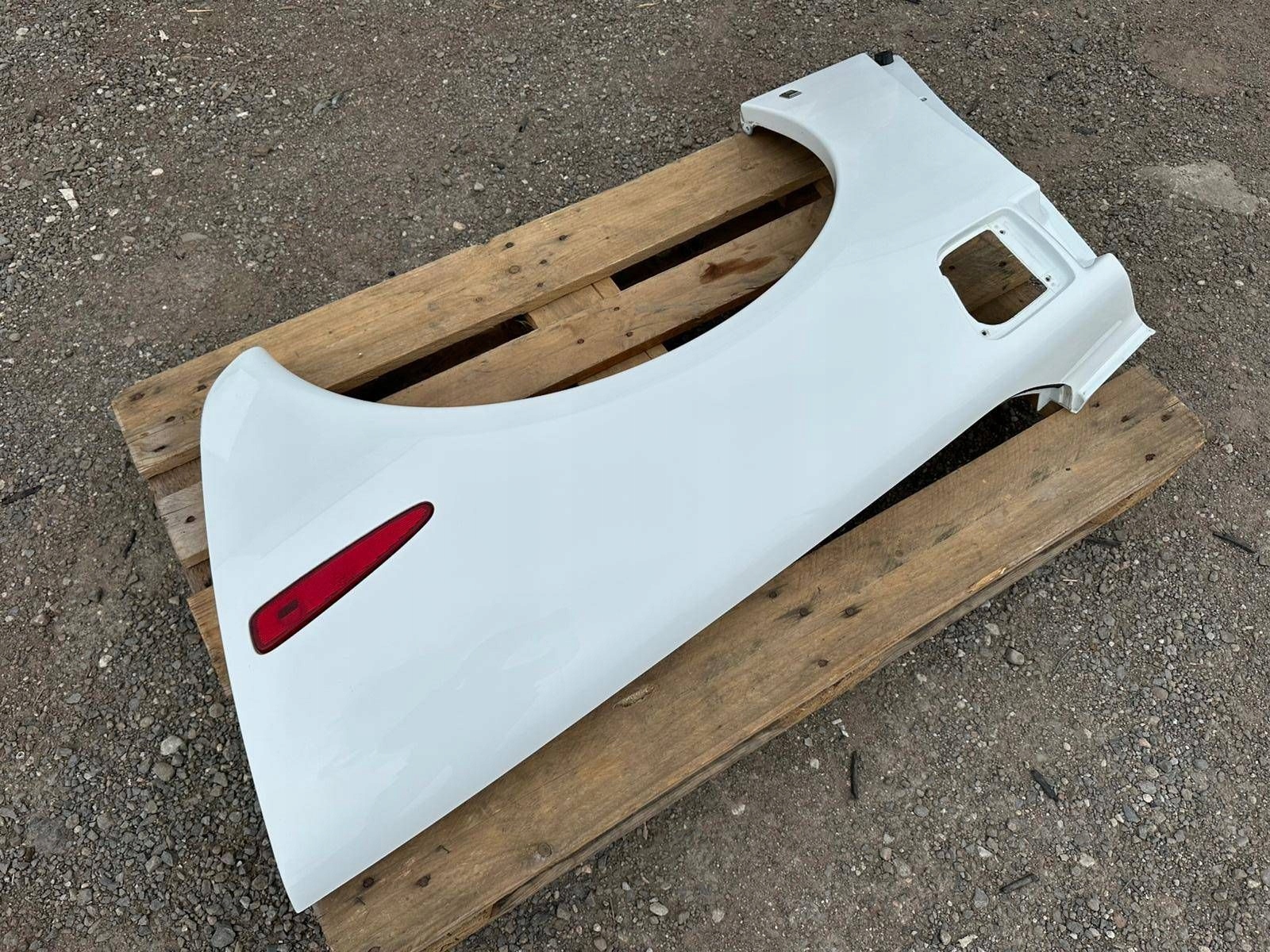 fender rear part rear left Chevrolet Corvette C6 2005-2013