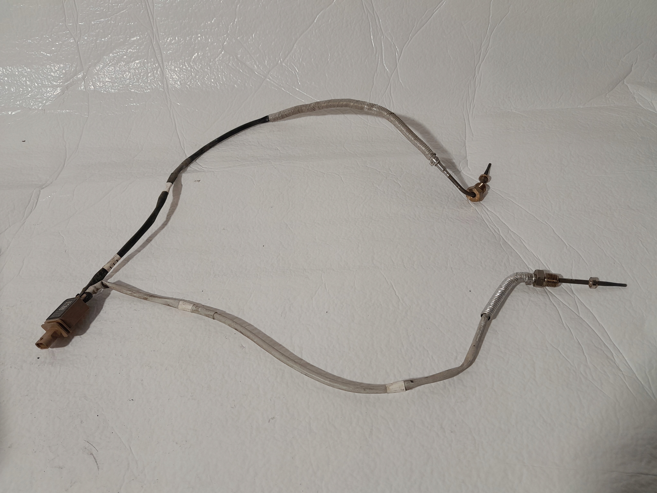 AUDI A3 S3 8Y Sensor TEMPERATURY Gase 06Q919519R
