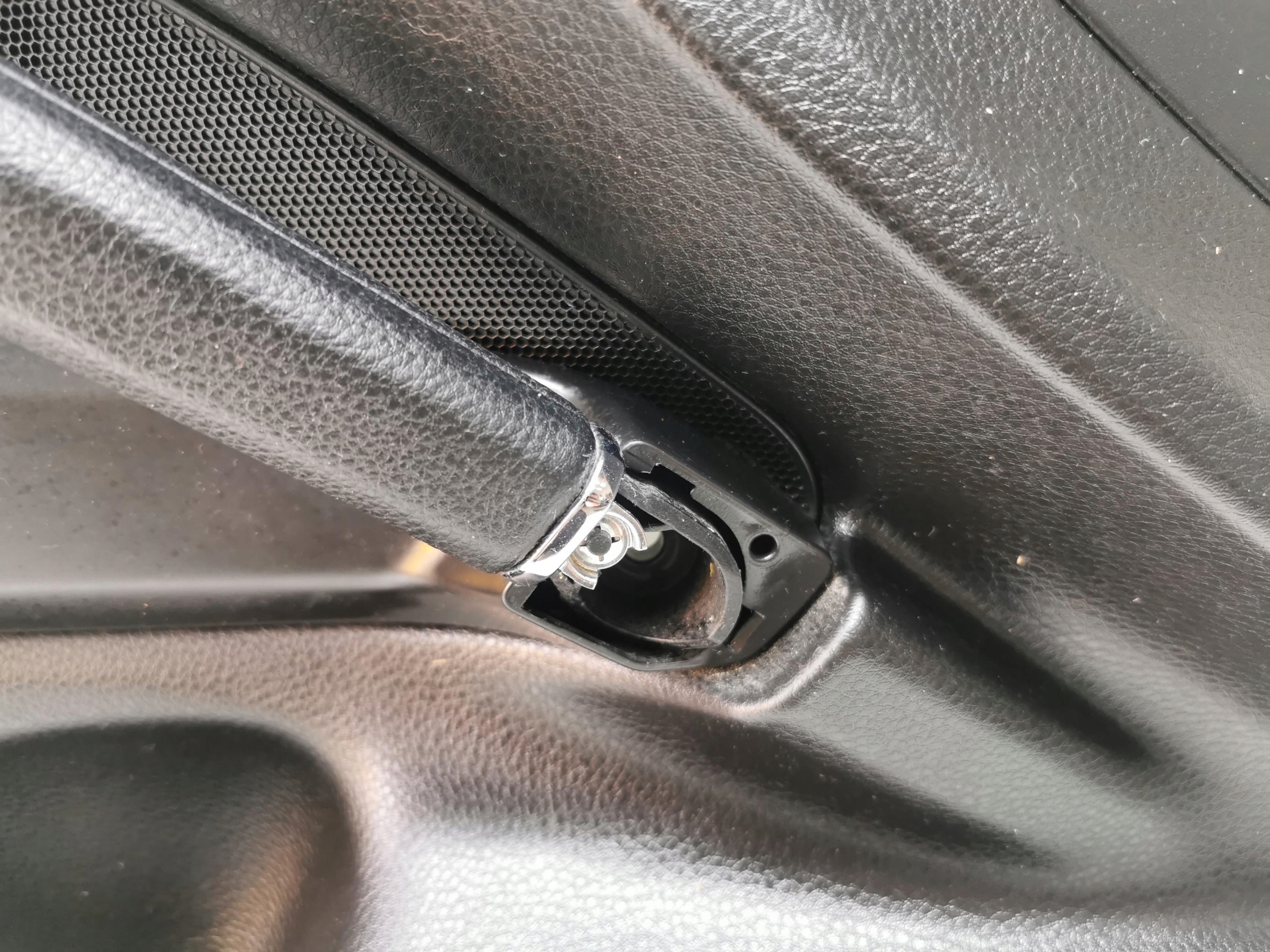 upholstery door left front PORSCHE CAYENNE II 7P 7P5867011C