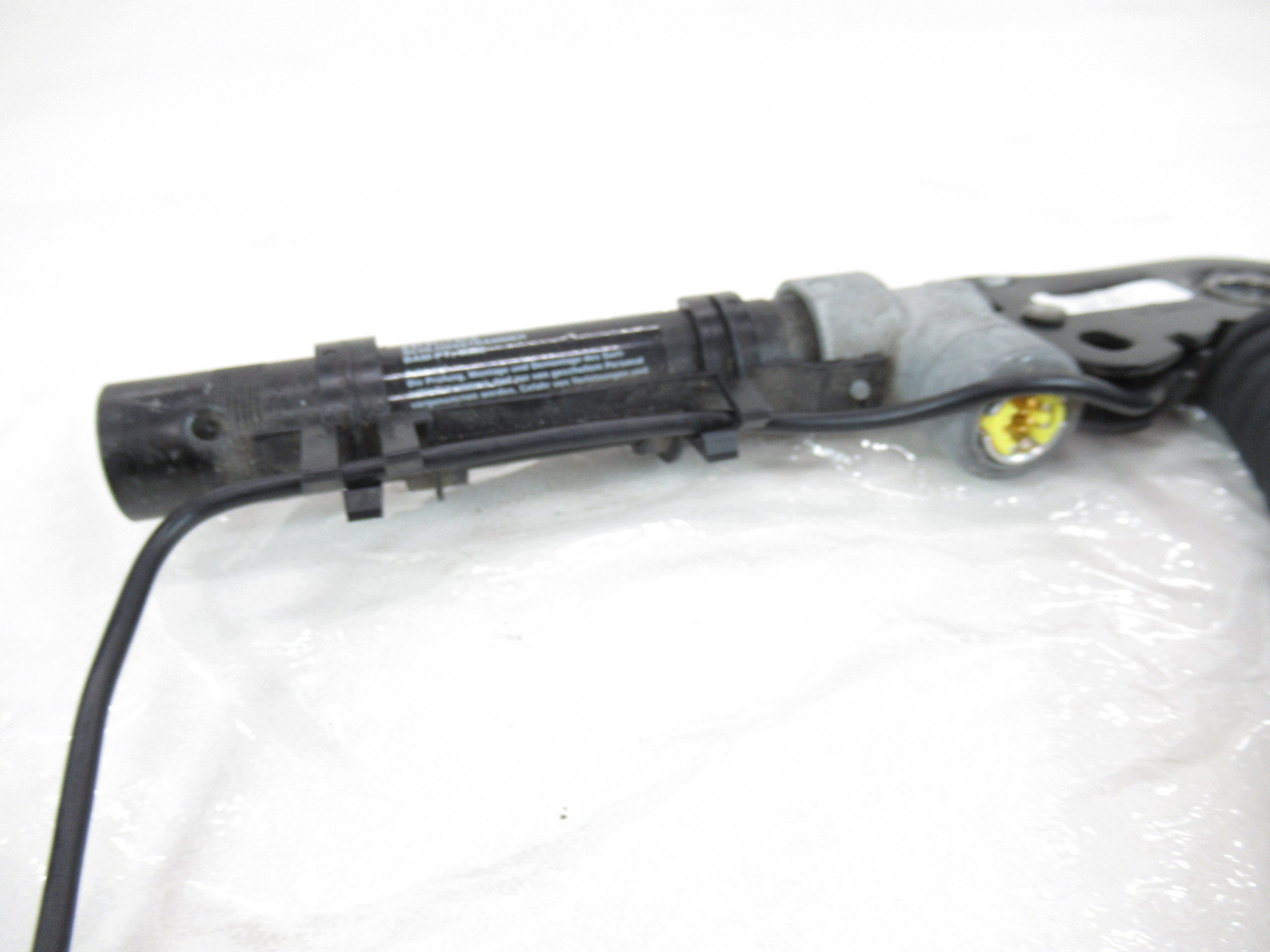 Fixation ceinture Droite Passegers BMW e60 e61 Berline KOMBI
