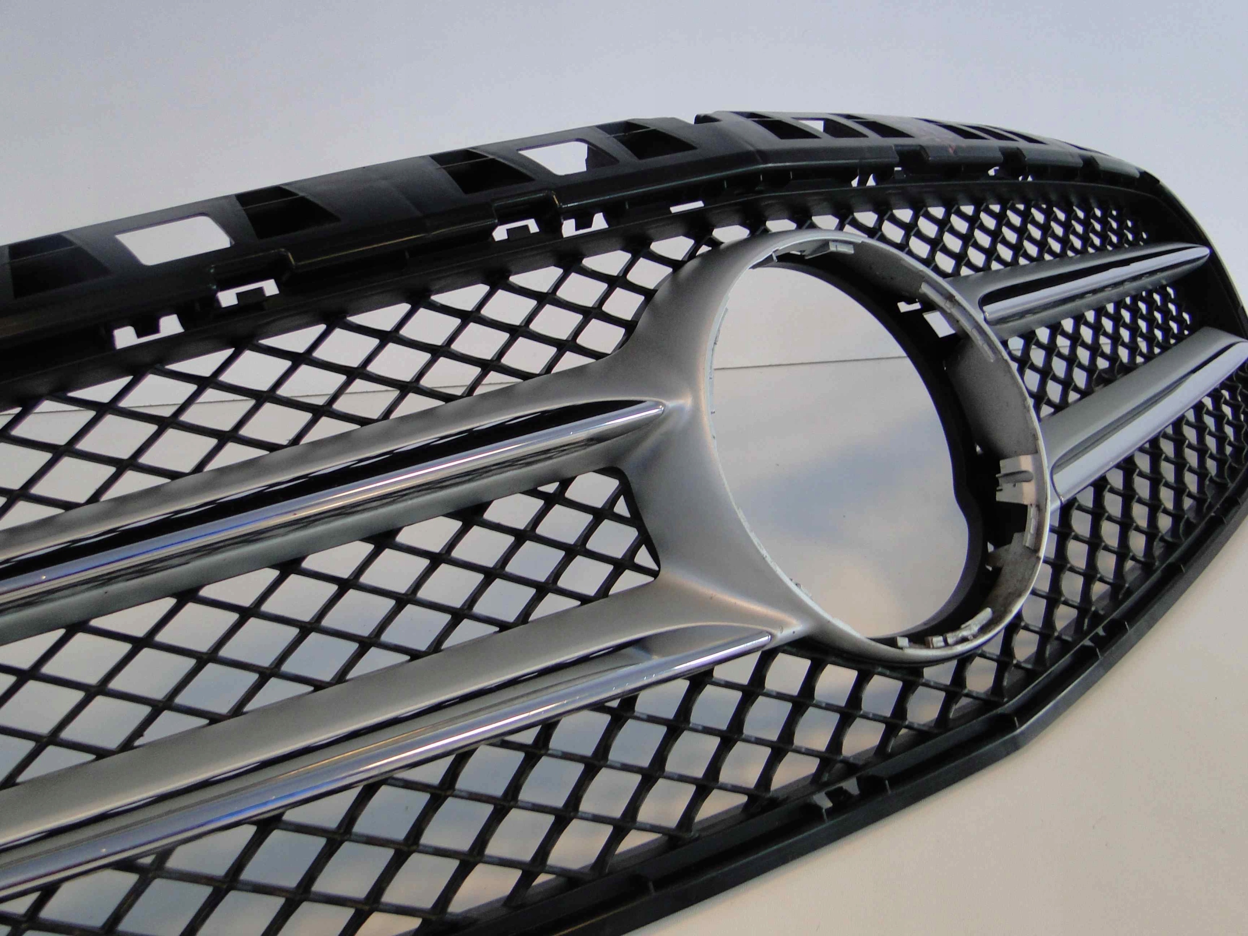 MERCEDES B KLASA W246 246 GRILL ATRAPA SPORT AMG Typ samochodu Samochody osobowe