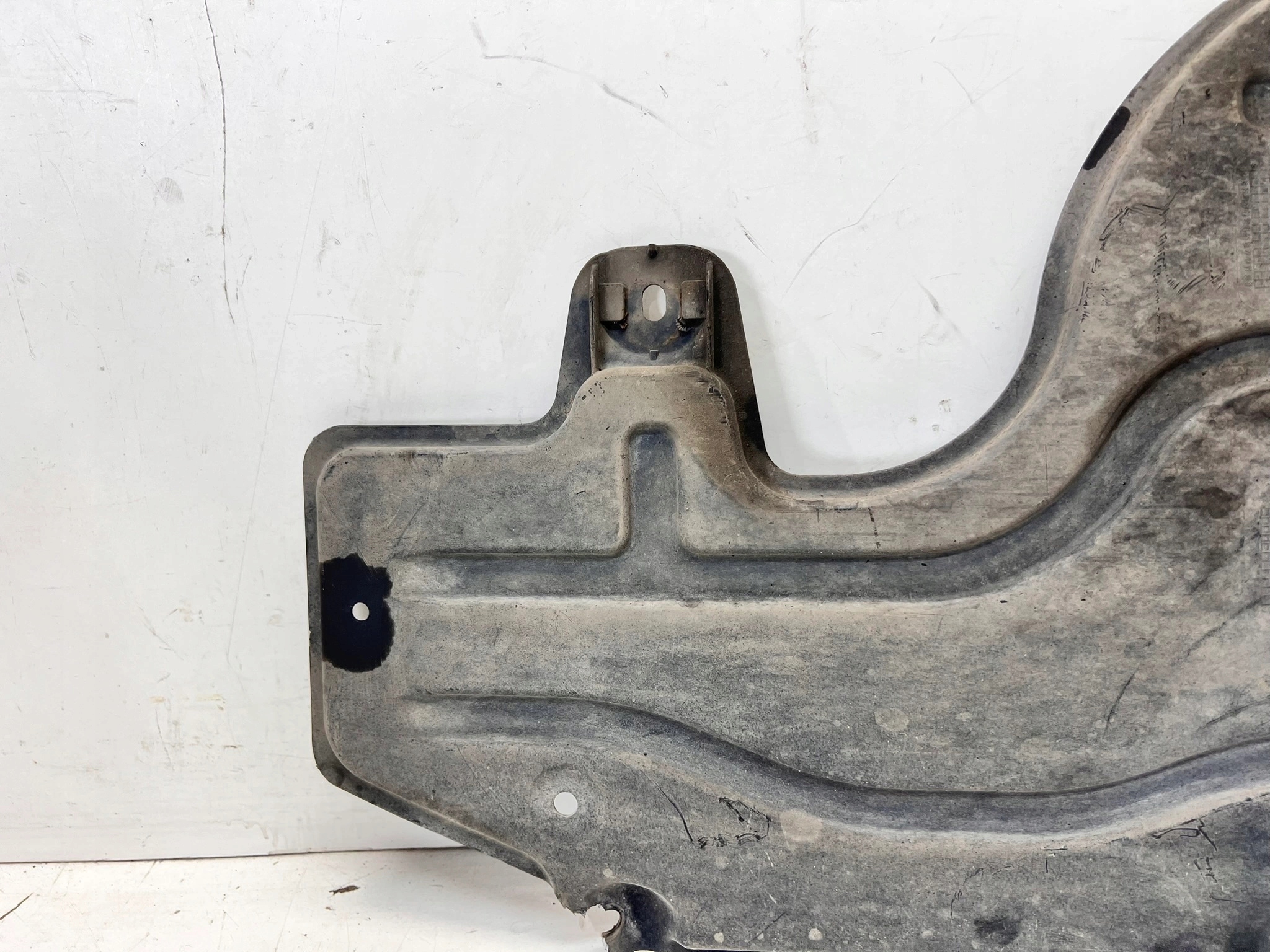 Blende Abdeckung abdeckung Unterfahrschutz links AUDI A3 8V 5Q0825206J 85/26