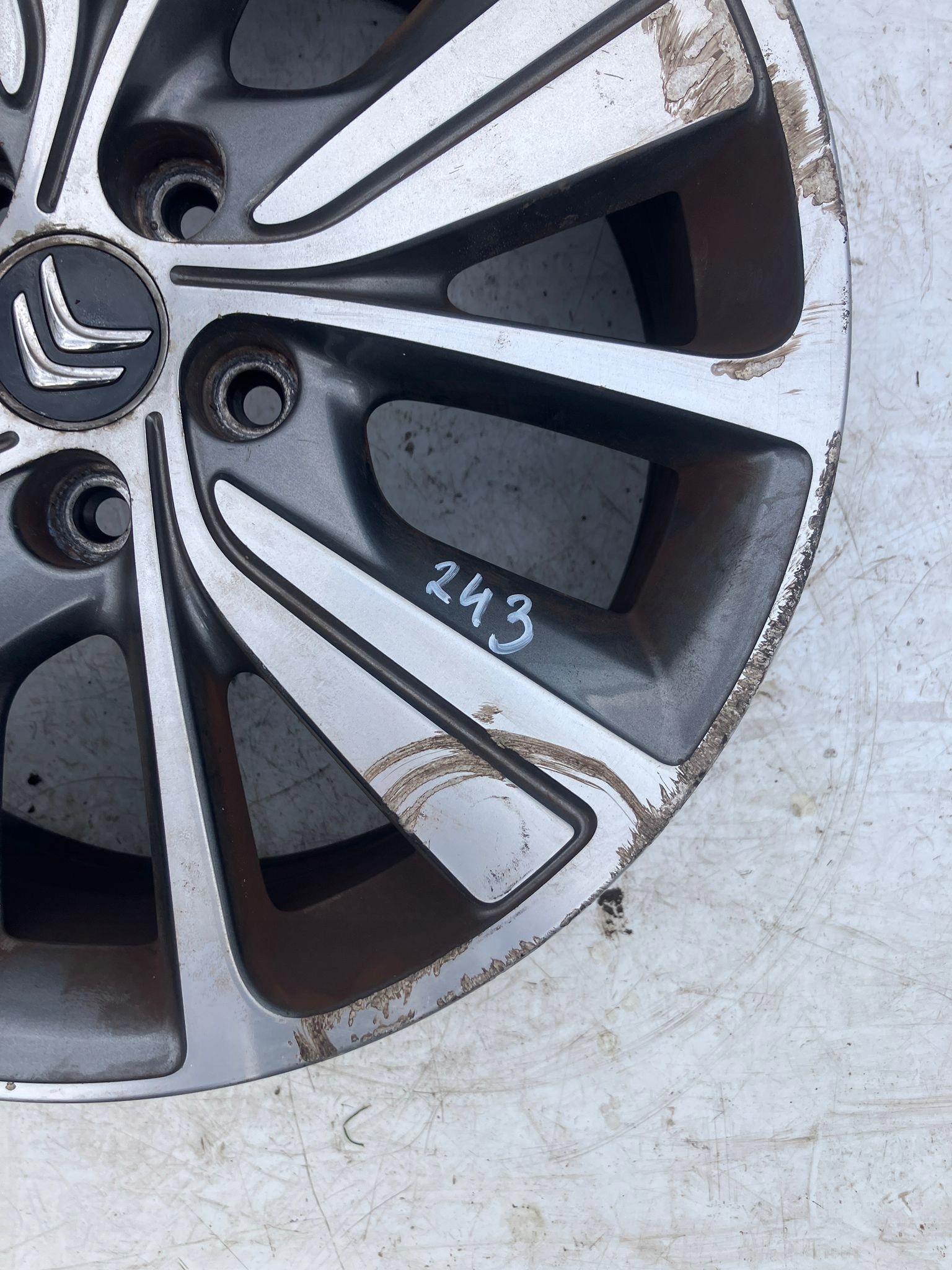 disk 17 CALI CITROEN C4 PICASSO II #243 9677090377