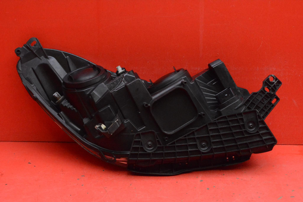 REFLEKTOR left light front EU GJ54-13W030-AF FORD ESCAPE 3 III LIFT 16-20
