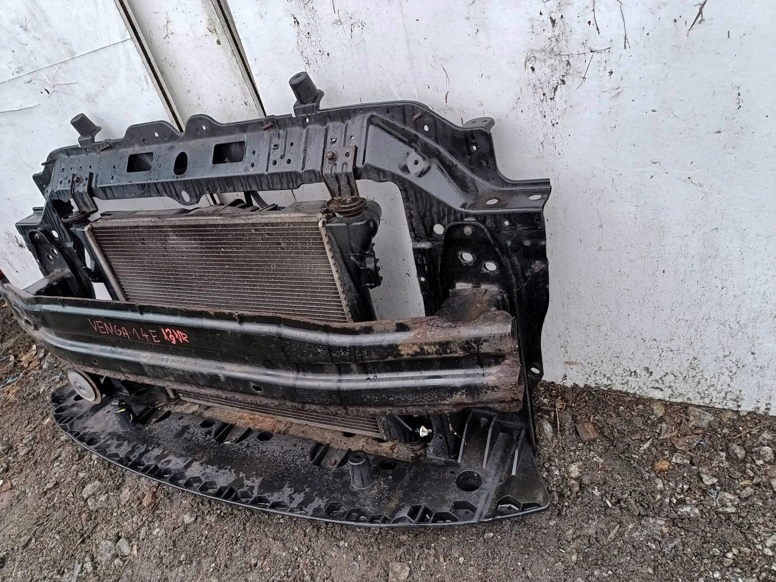 KIA VENGA support panel for radiators sider radiator fan 1,4 1,6 BENZ 2009