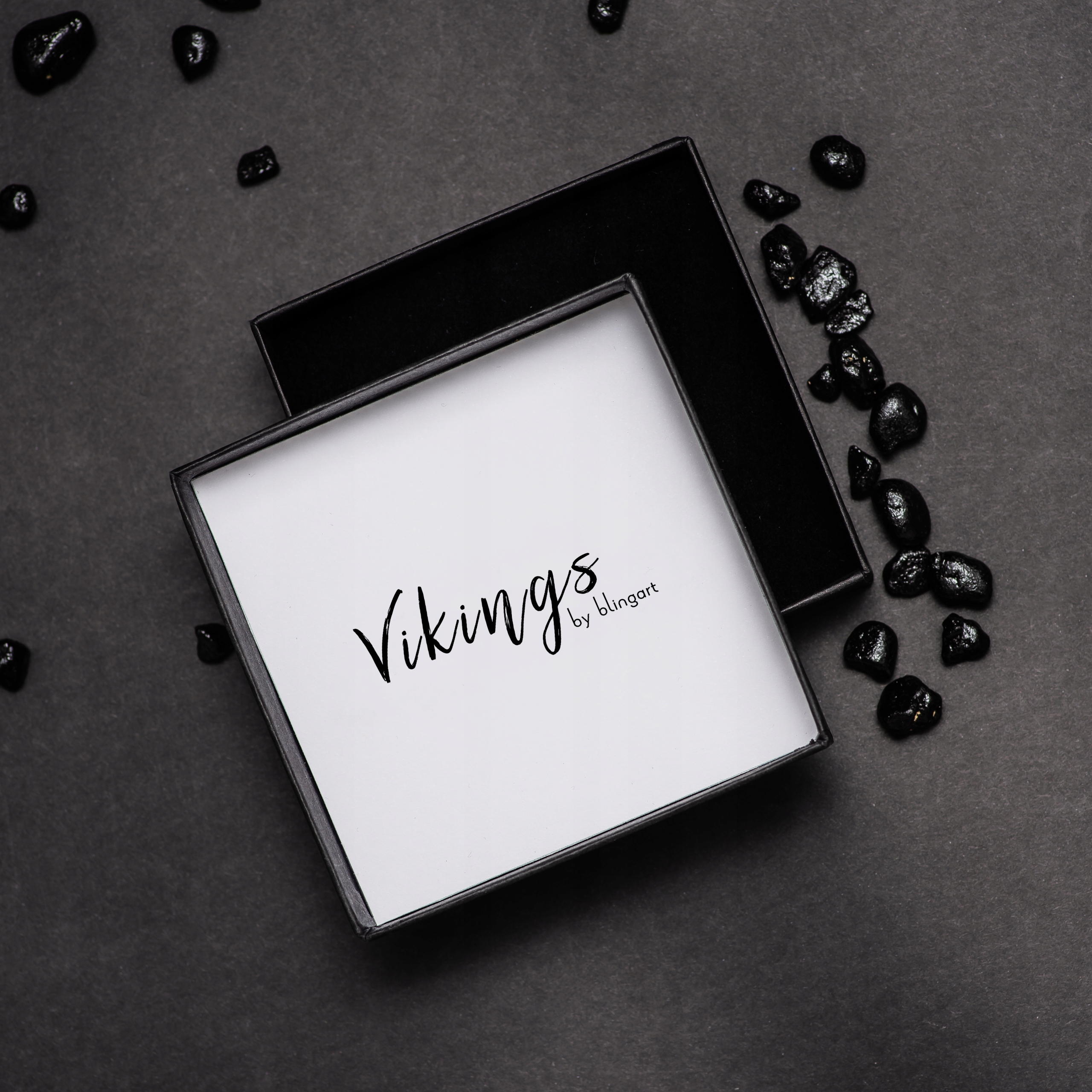 Zawieszka męska wisiorek NORDYCKA topory VALKNUT runy kolekcja VIKINGS stal Kamień Bez kamienia