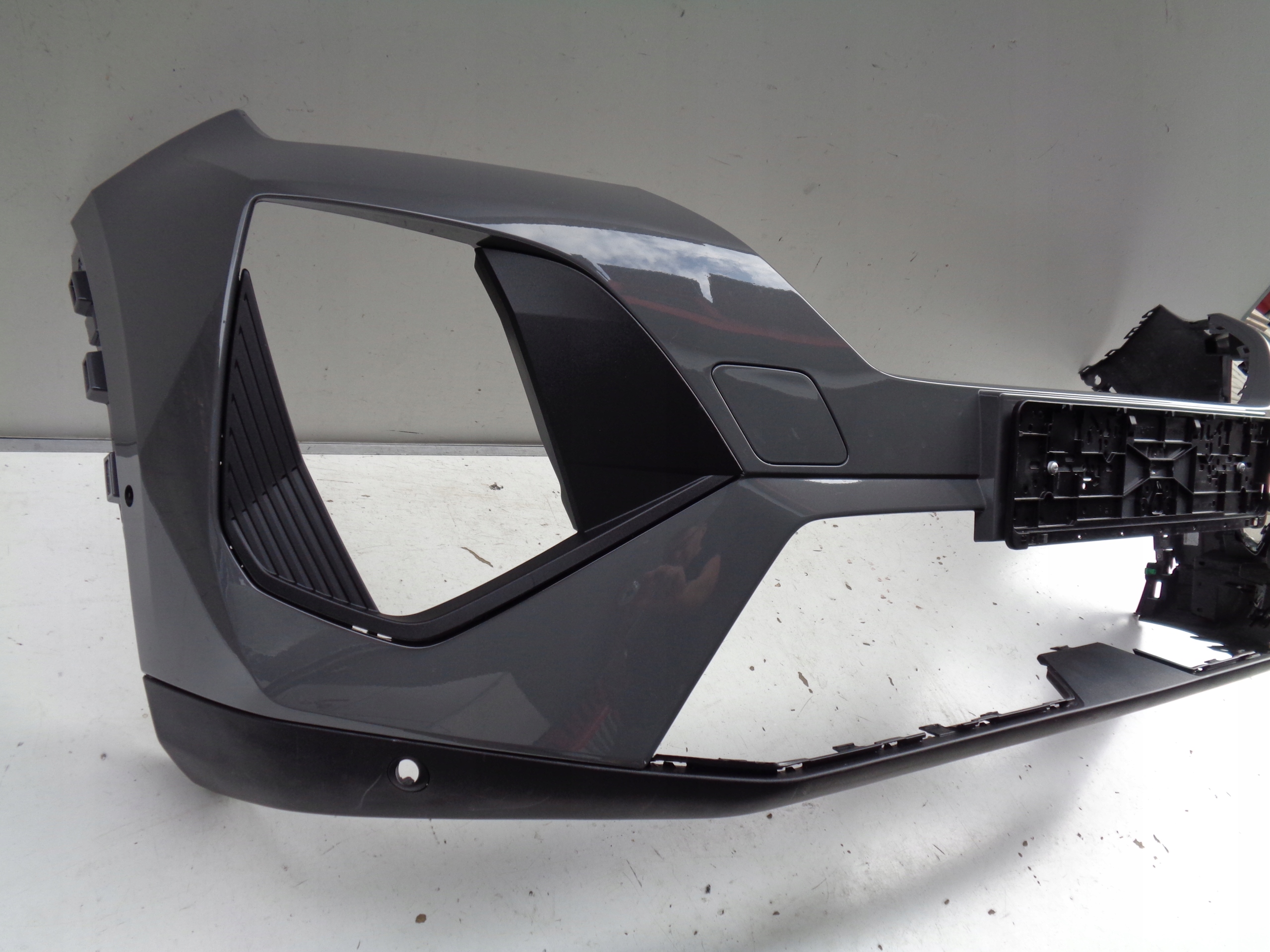 front bumper PEUGEOT 2008 E 2008 24- NR 42505