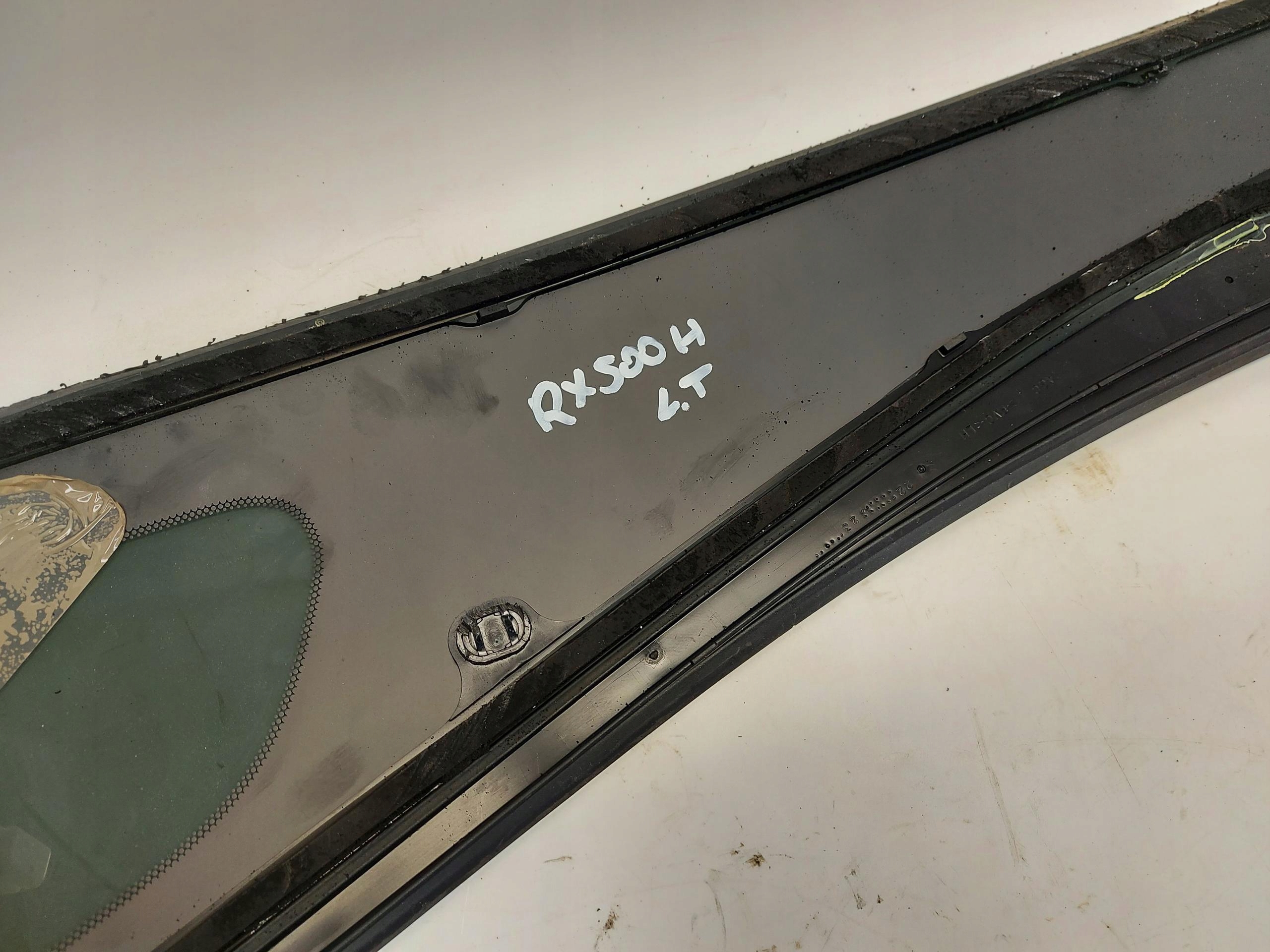 LEXUS RX500H V 5 2023- window bodywork left rear part