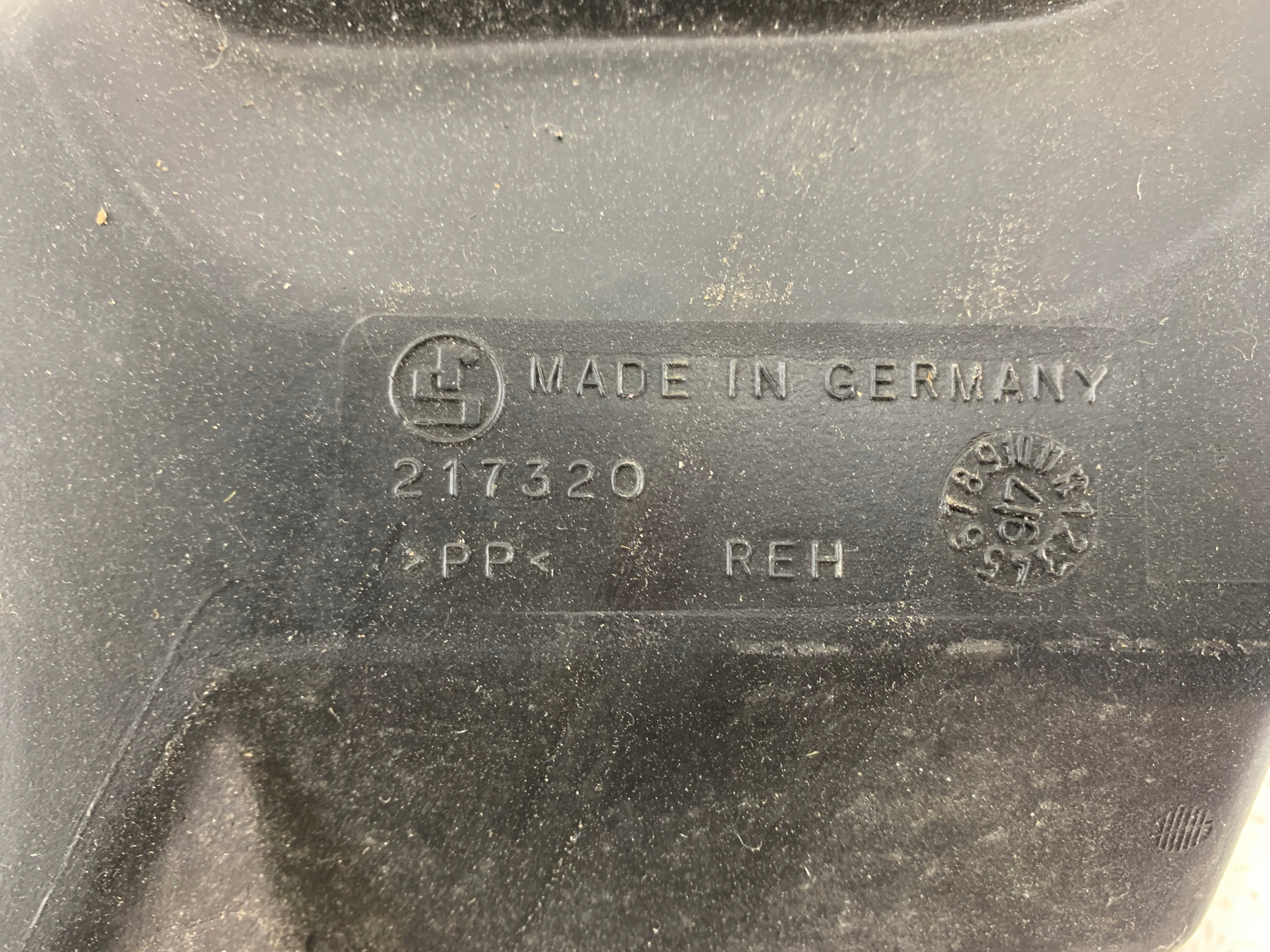 MERCEDES W210 SUBWOOFER speaker BOSE 2108203902