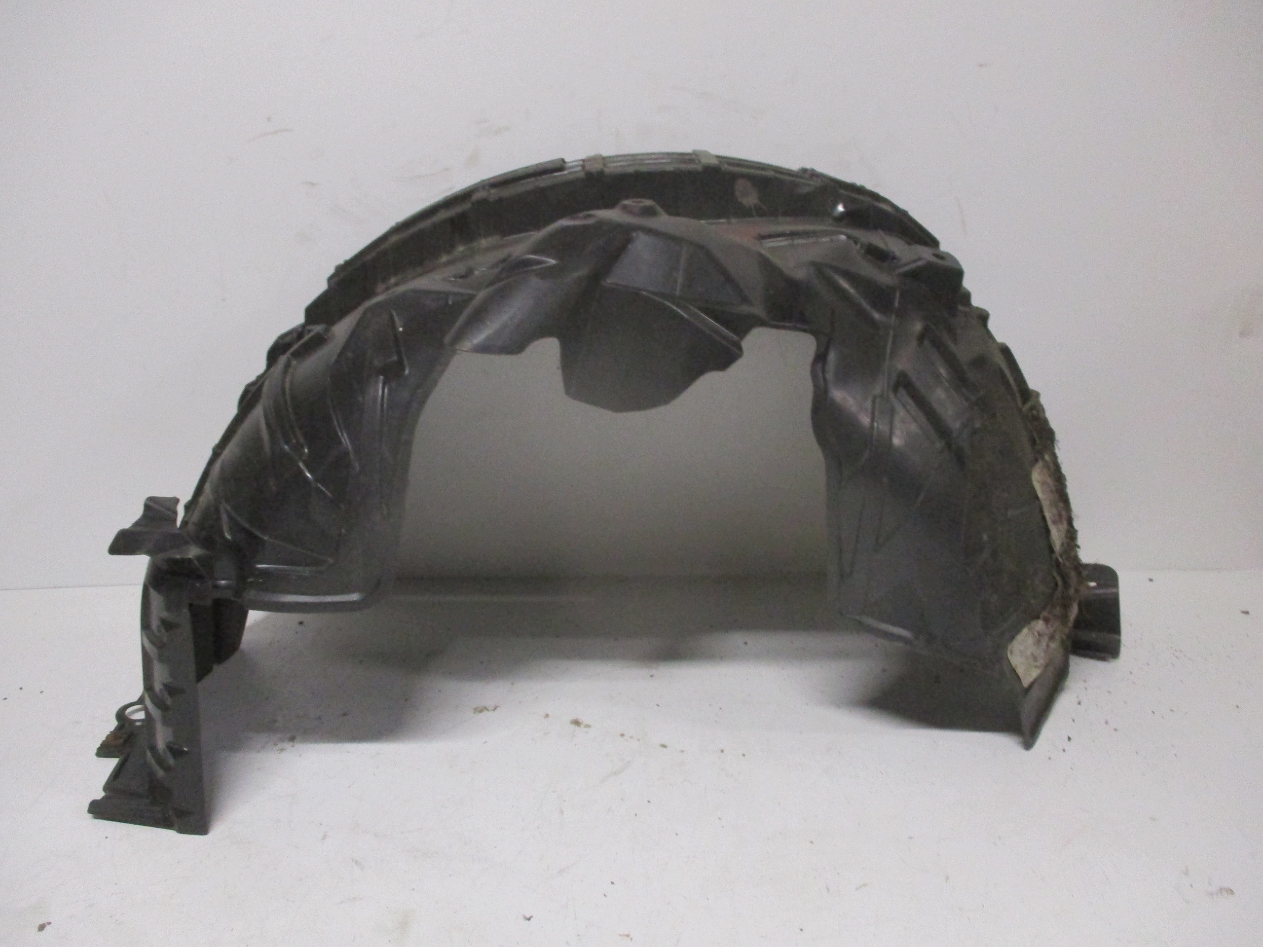 mudguard front right NISSAN NAVARA 63840-4JA0A