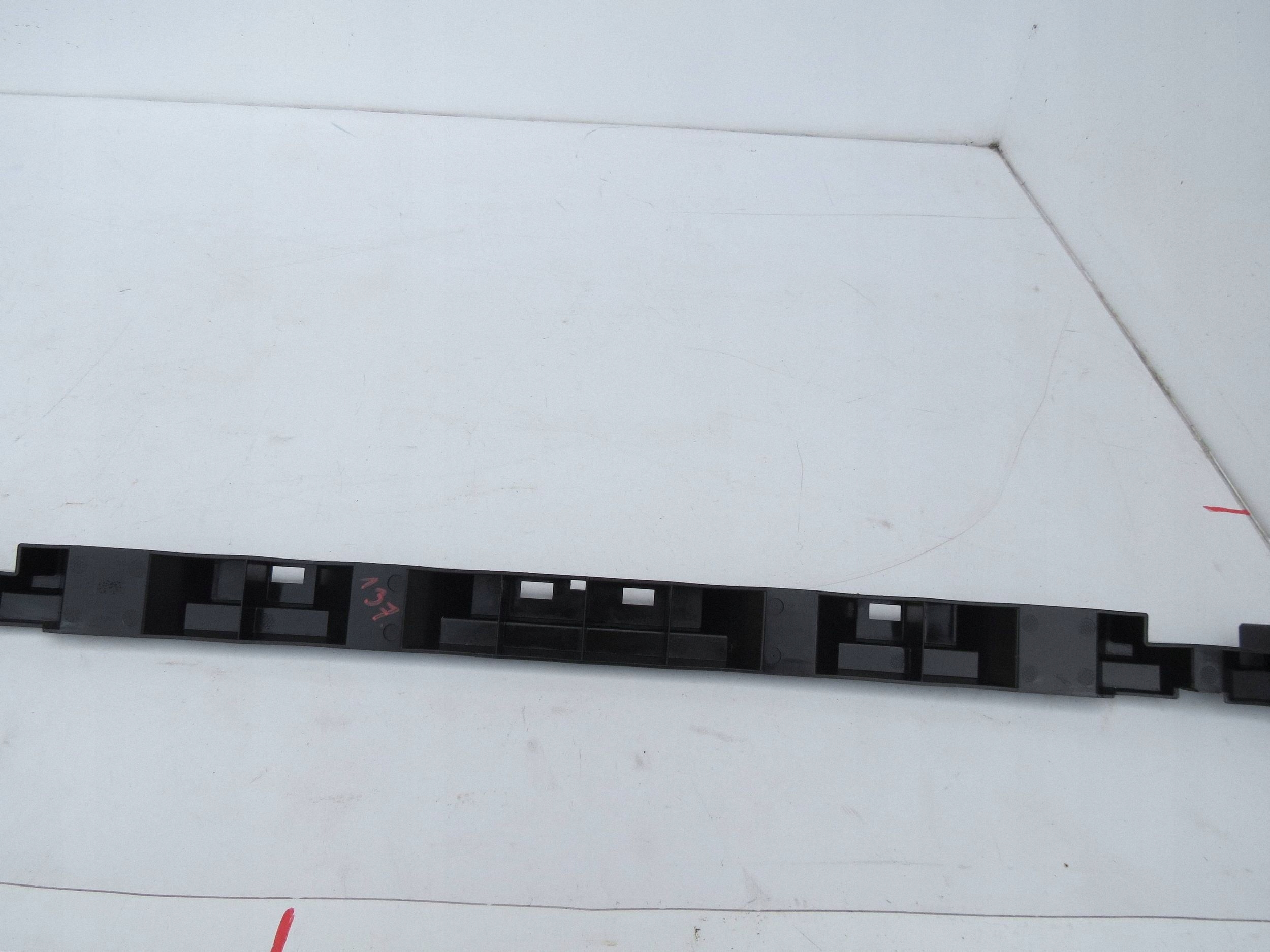 Support Support plaque Pare choc Arrière VOLVO S90 V90 31449280