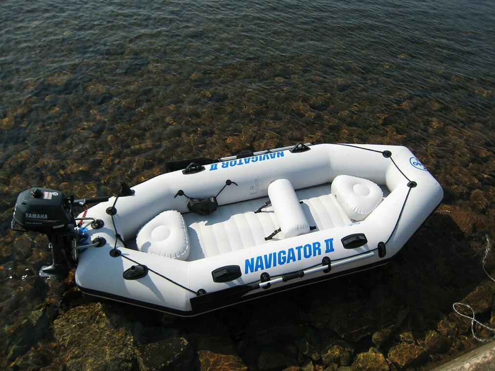 VIAMARE NAVIGATOR II - PONTON Materiał polietylen