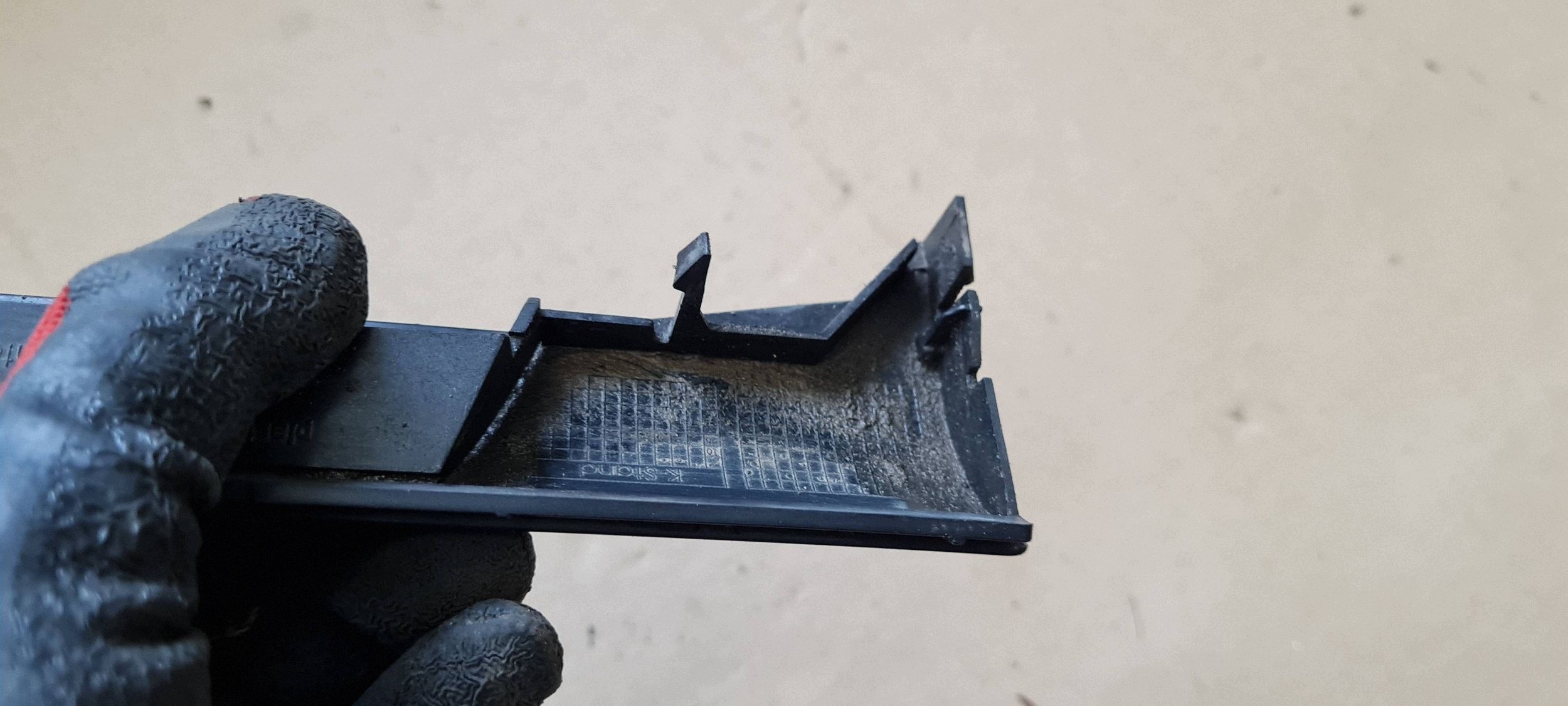 A7 4G spoiler mouldings PROGOWEJ right SLINE front 4G8853870