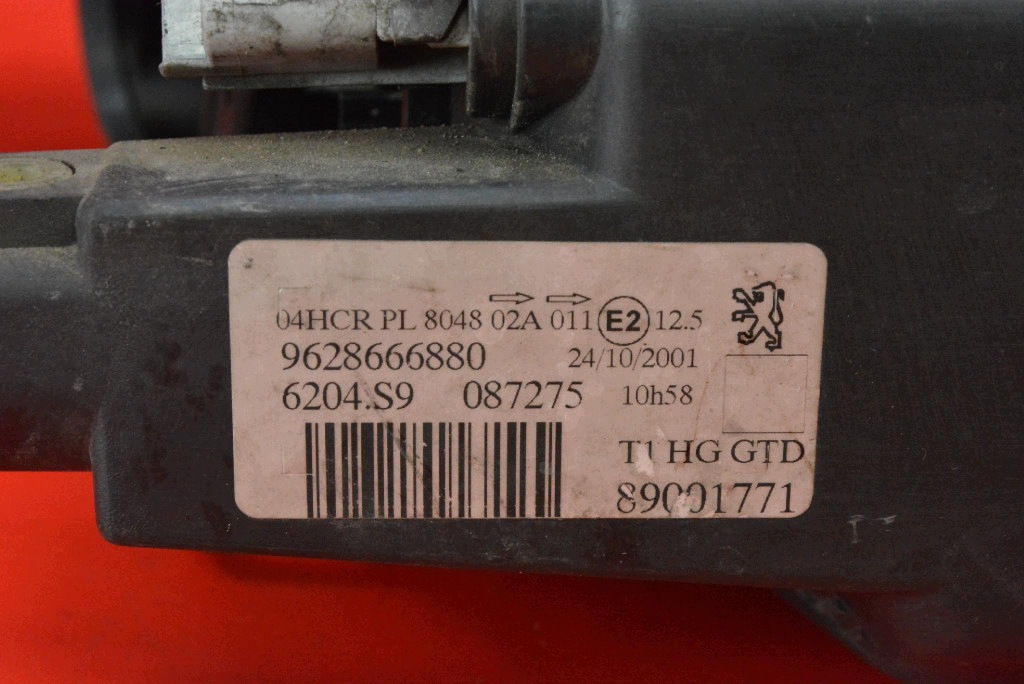 REFLEKTOR left light front EU 9628666880 PEUGEOT 206 CC LIFT 02-09