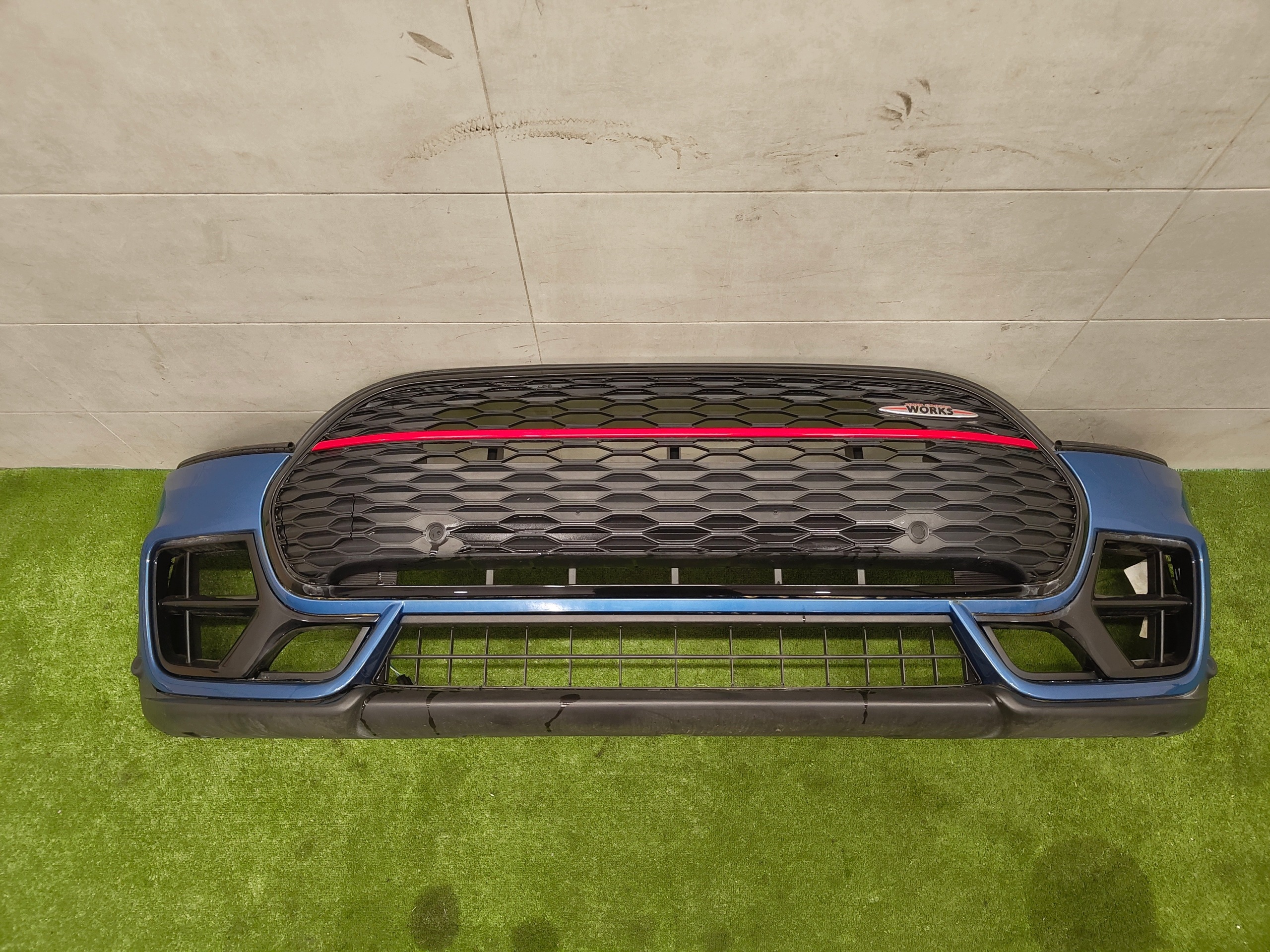 MINI F54 LCI JCW bumper front front 4PDC colour C2M