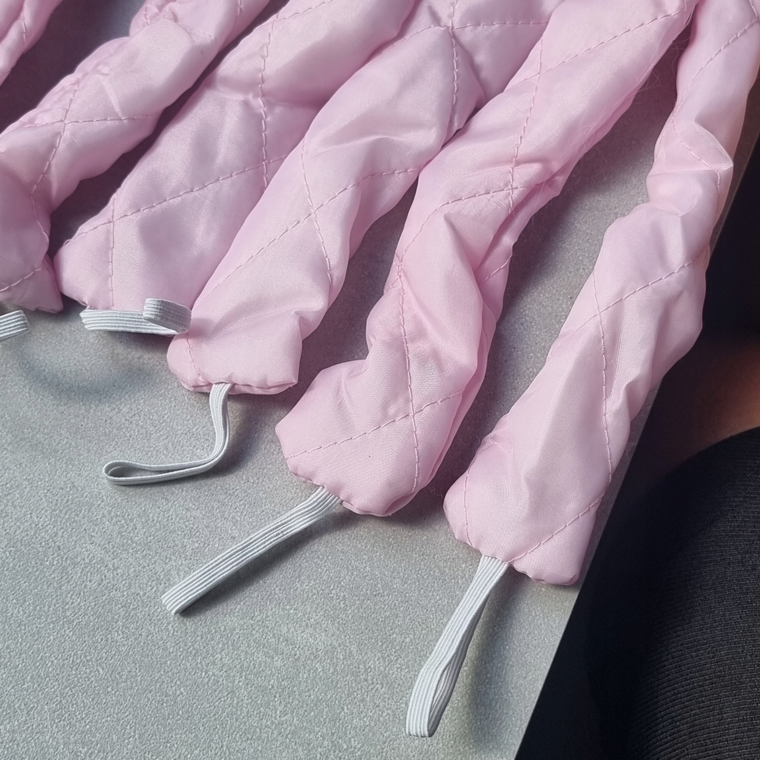 WAŁEK DO KRĘCENIA WŁOSÓW OŚMIORNICA WAŁEK DO LOKÓW PAPILOTY RÓŻOWY Rodzaj papiloty