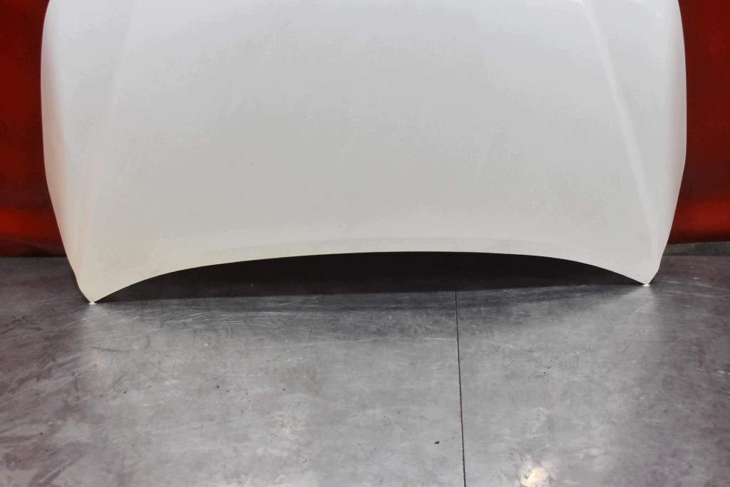 capot 040 TOYOTA COROLLA E21 18-25